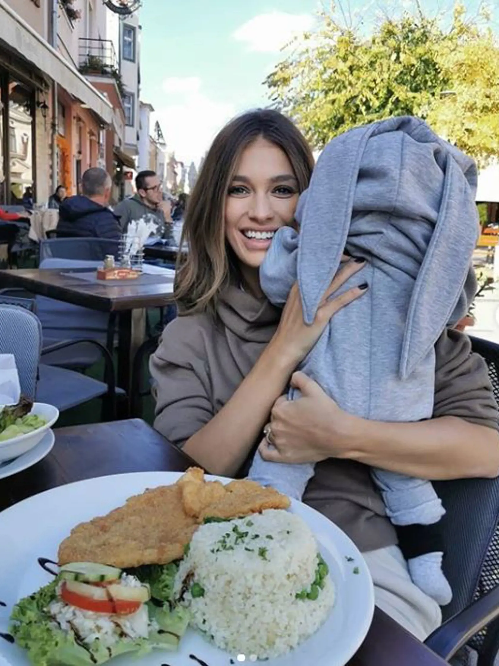 Jasmina Alagič so synom.