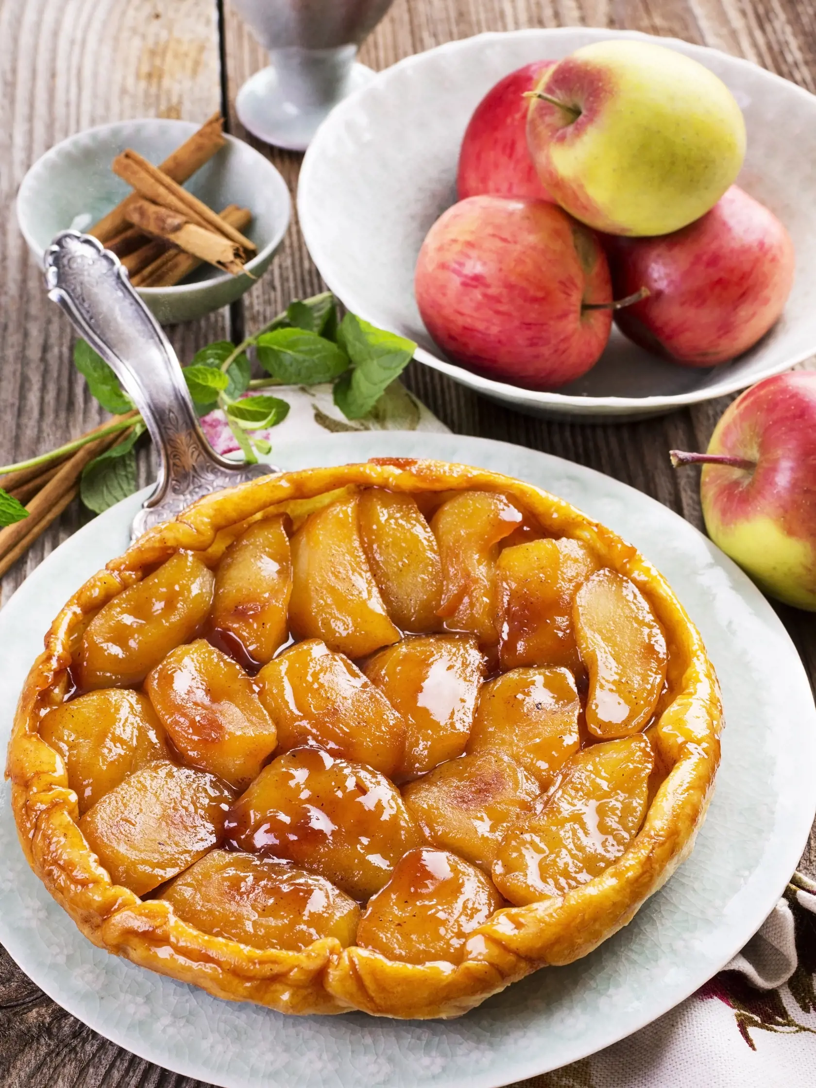 Obrátený jablkový tarte Tatin