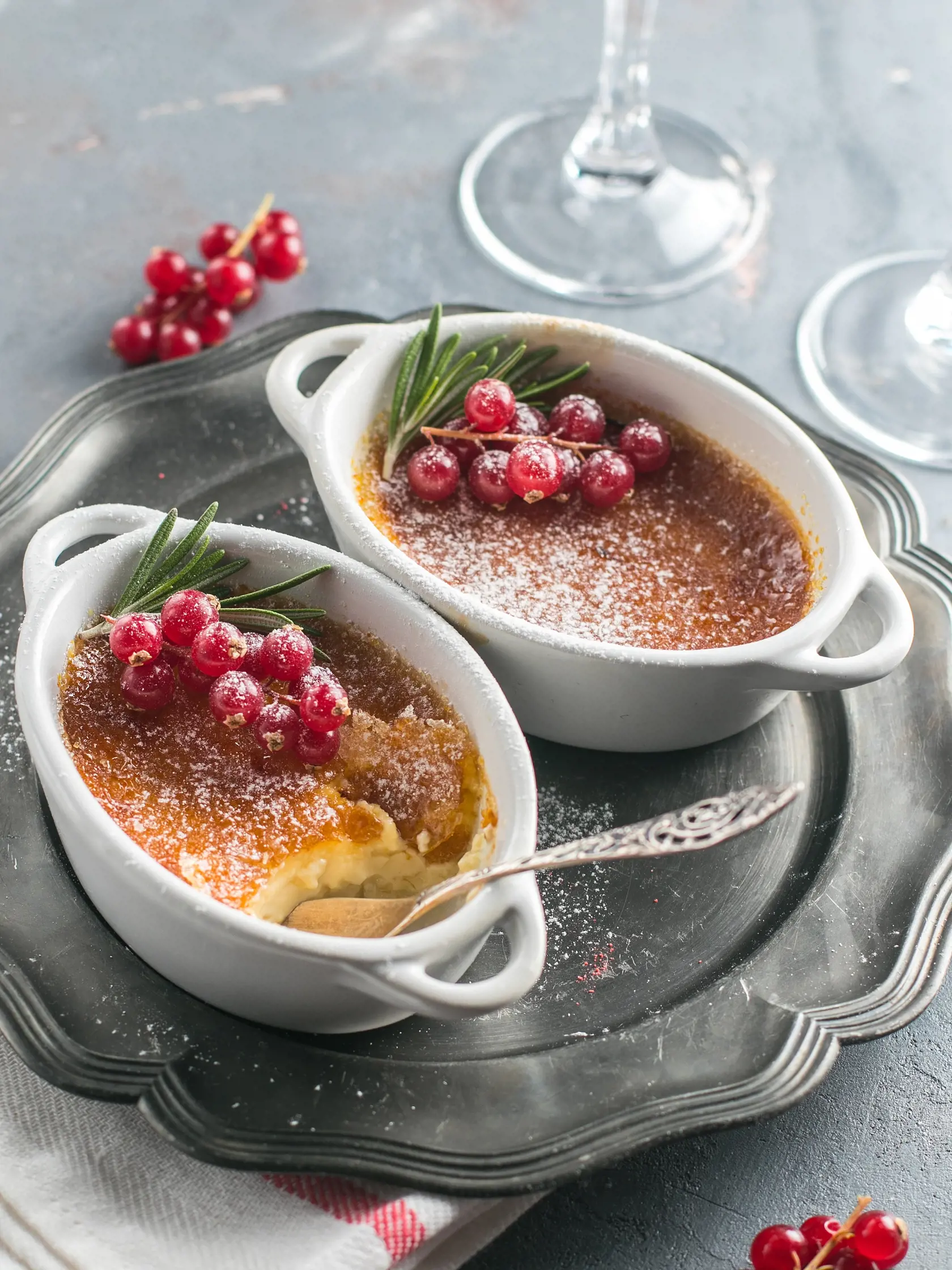 Krém s karamelovou krustou crème brûlée