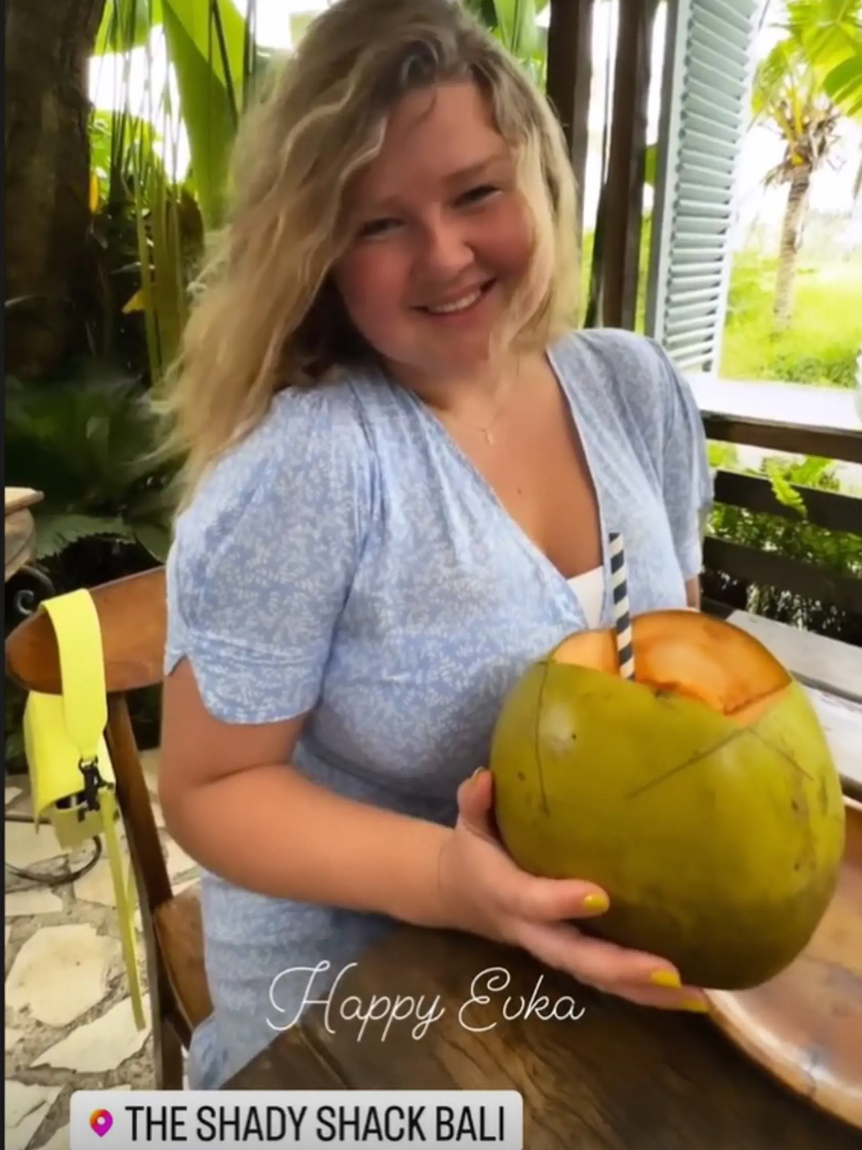 Evelyn na Bali.