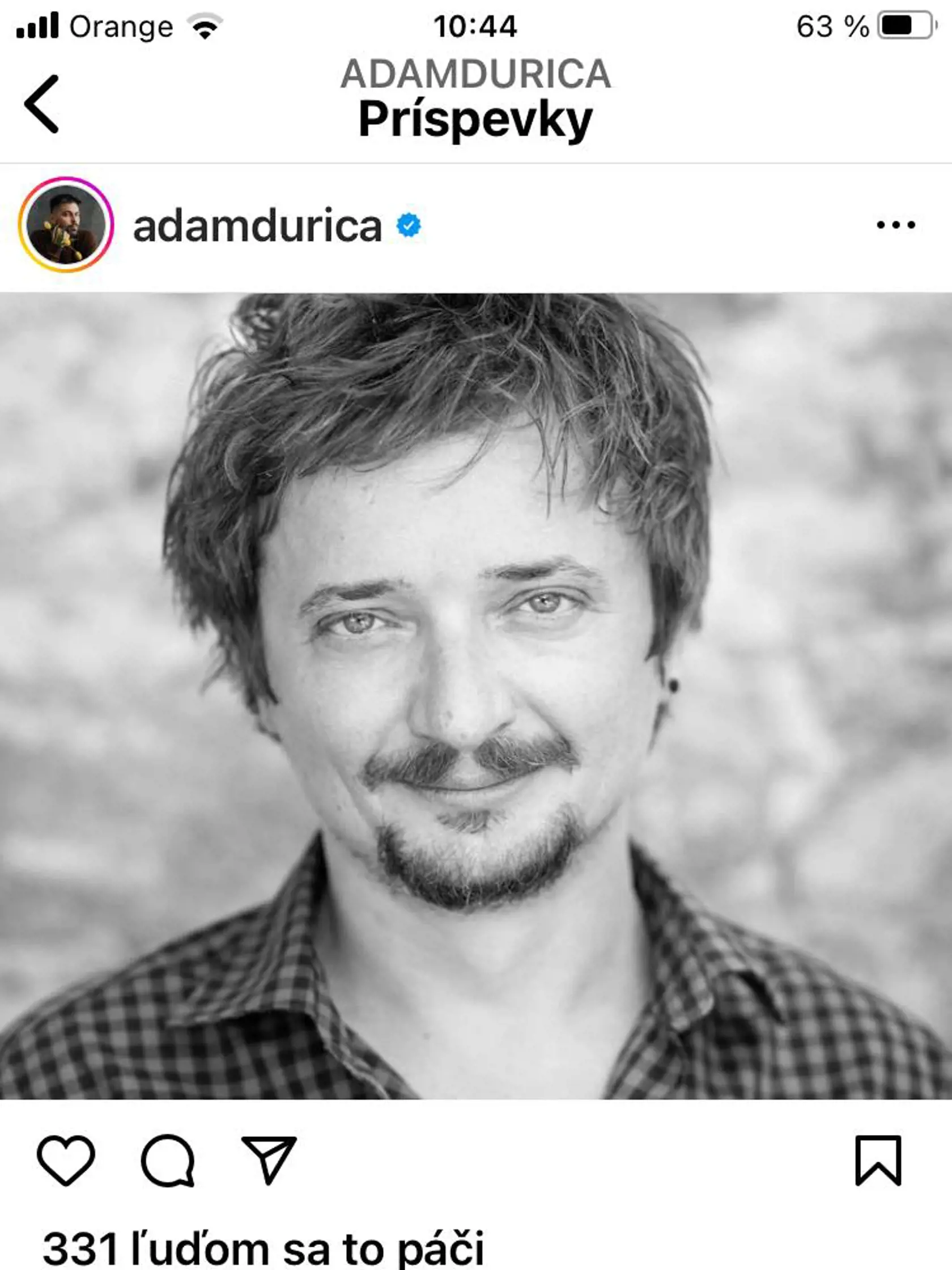 Z jeho smrti je zdrvená aj spevák Adam Ďurica.