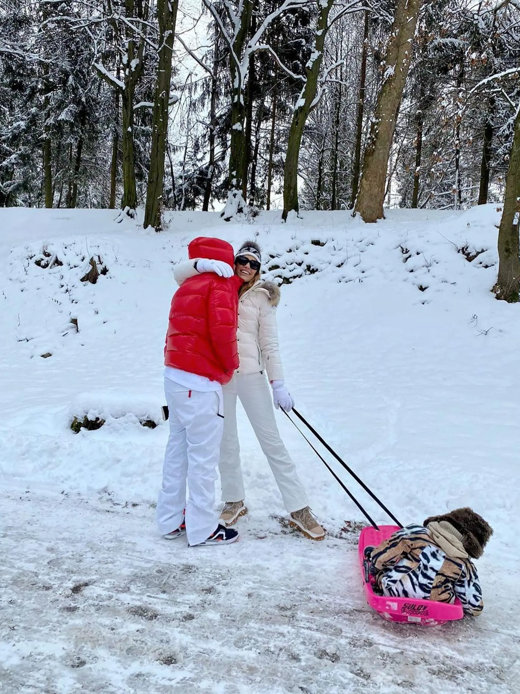 Jasmina a Rytmus tváričku svojho syna vždy na fotografiách skrývajú...