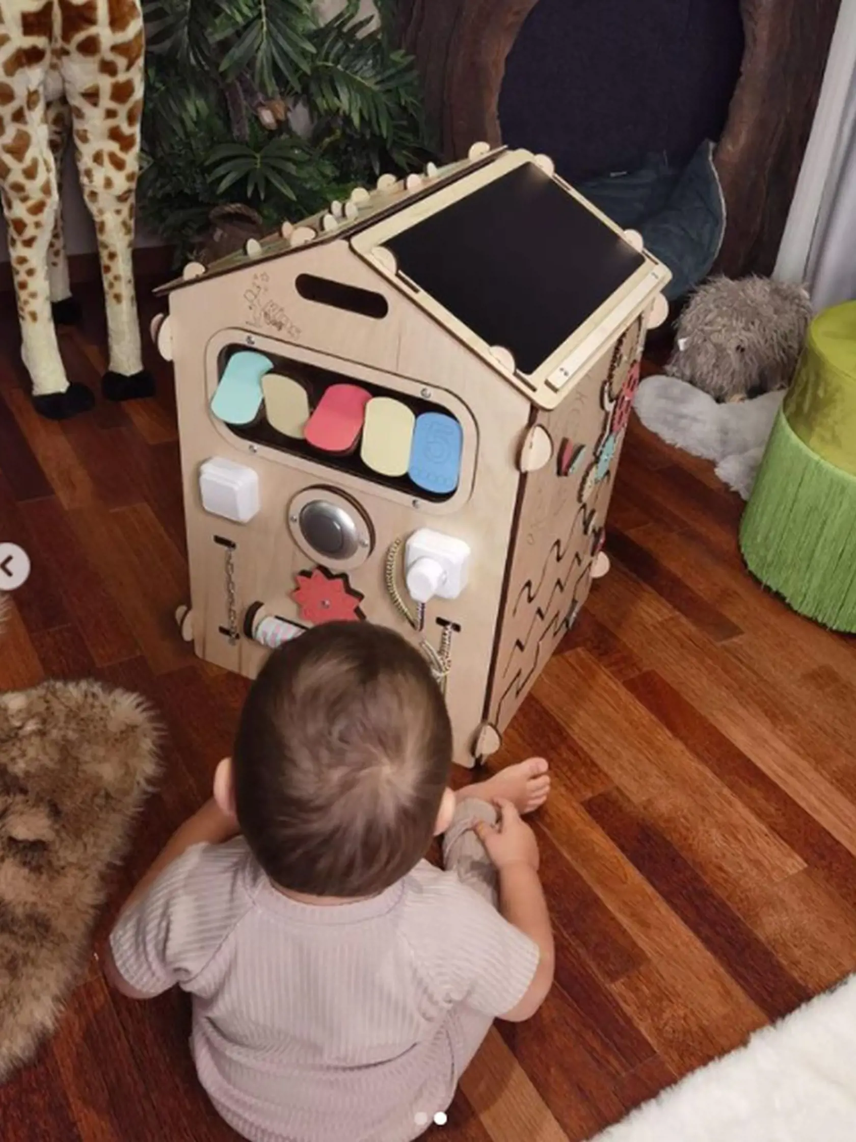 Jasmina a Rytmus tváričku svojho syna vždy na fotografiách skrývajú...