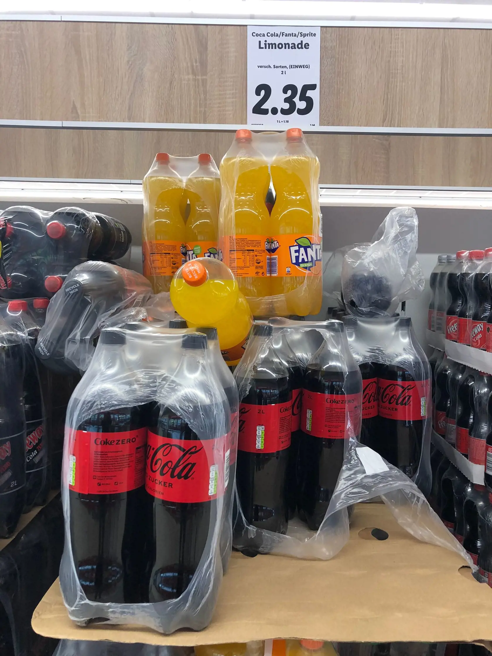 Porovnali sme ceny potravín v Rakúsku, takéto sú aktuálne v Lidli.