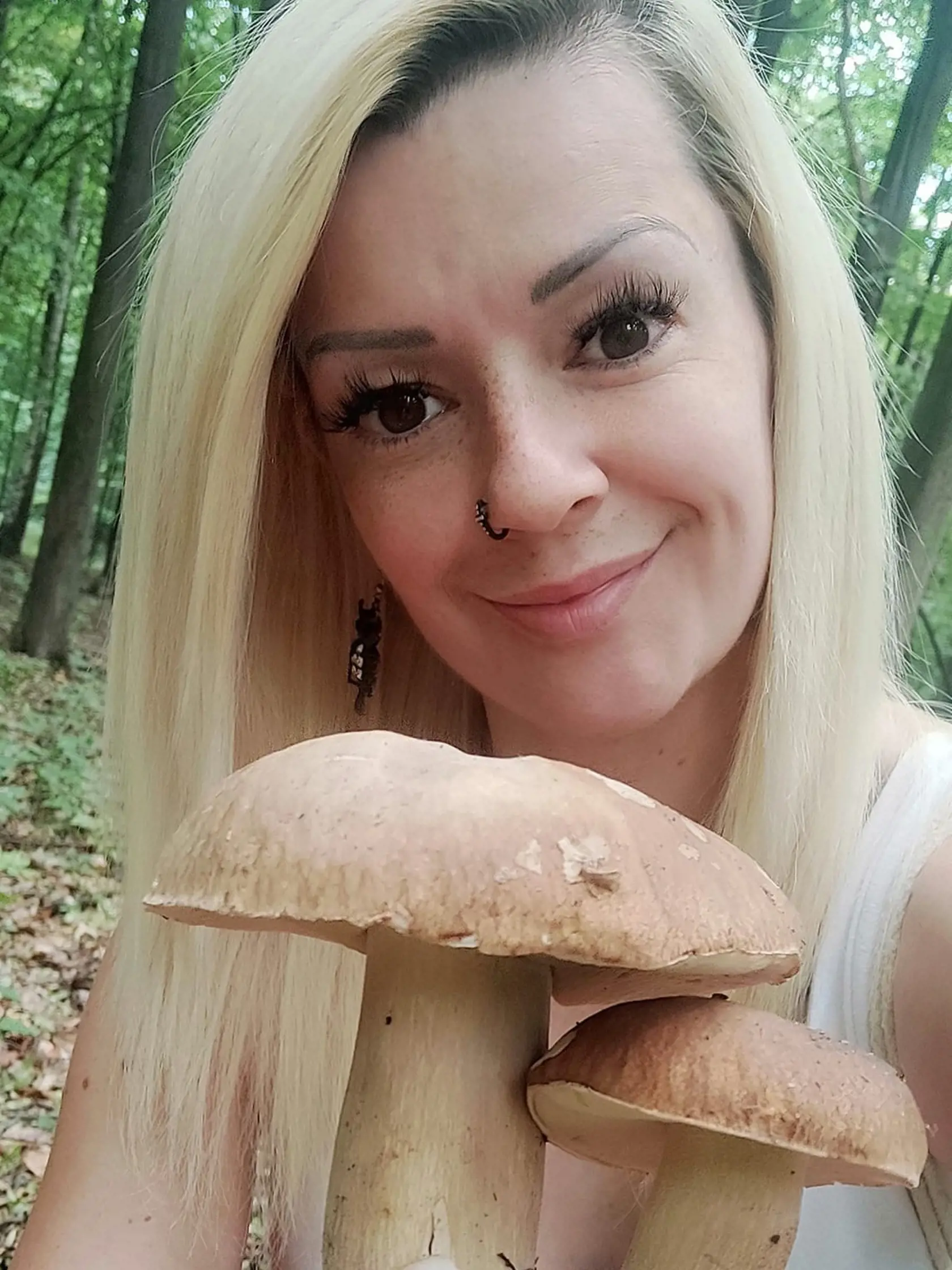 Zadarilo sa aj Eve (30). „Nebolo to také ľahké. Je to tam doslova ako bagrom prejdené, no aj tak som si našla to svoje,“ povedala.