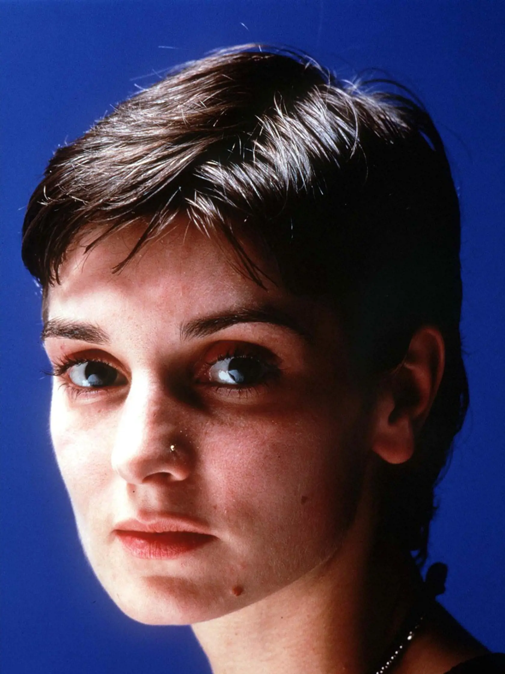Sinéad O´Connor na fotke z roku 1999