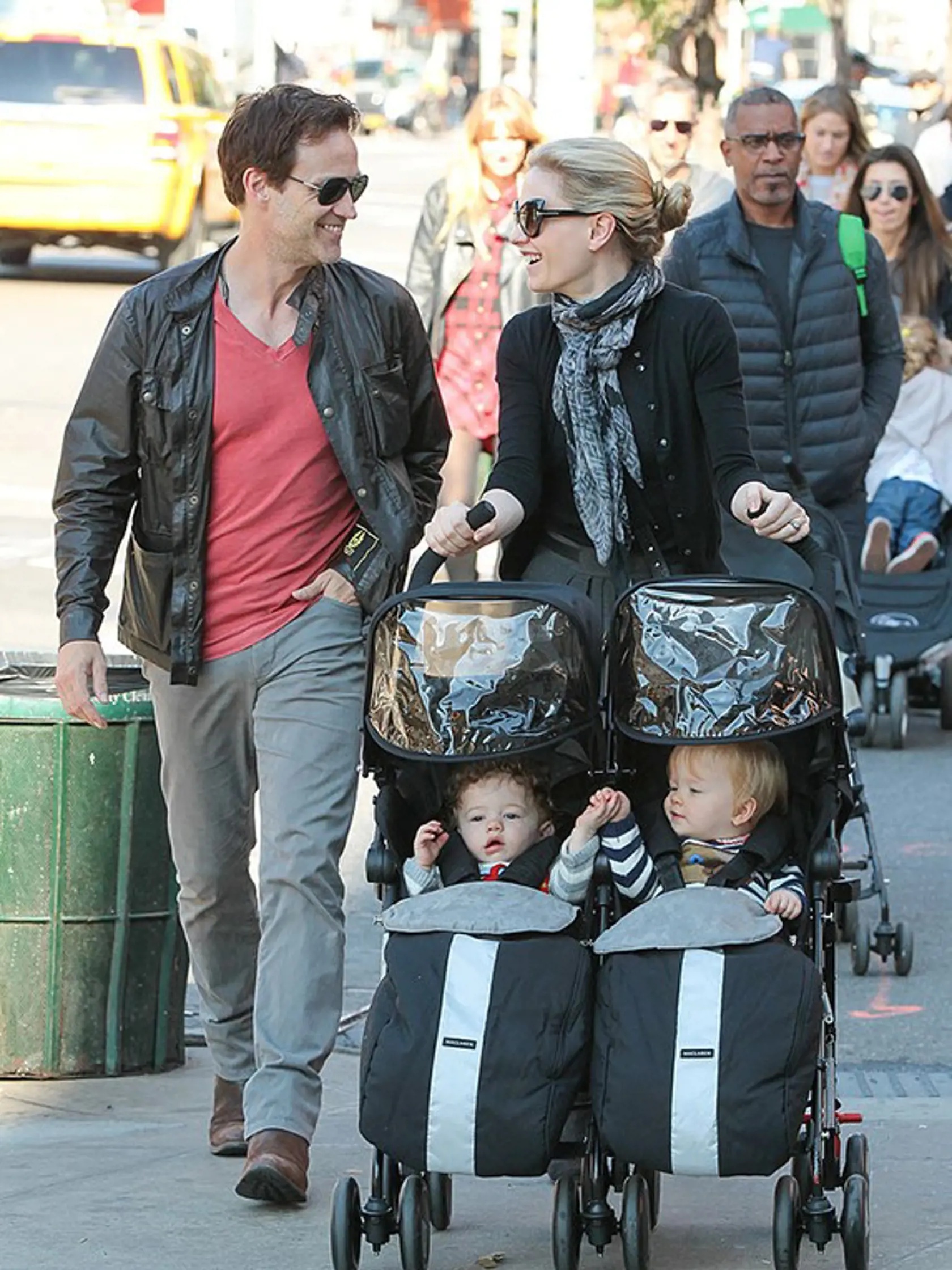 Herečka Anna Paquin má dcérku aj syna - v roku 2012 porodila dvojičky Poppy a Charlieho.