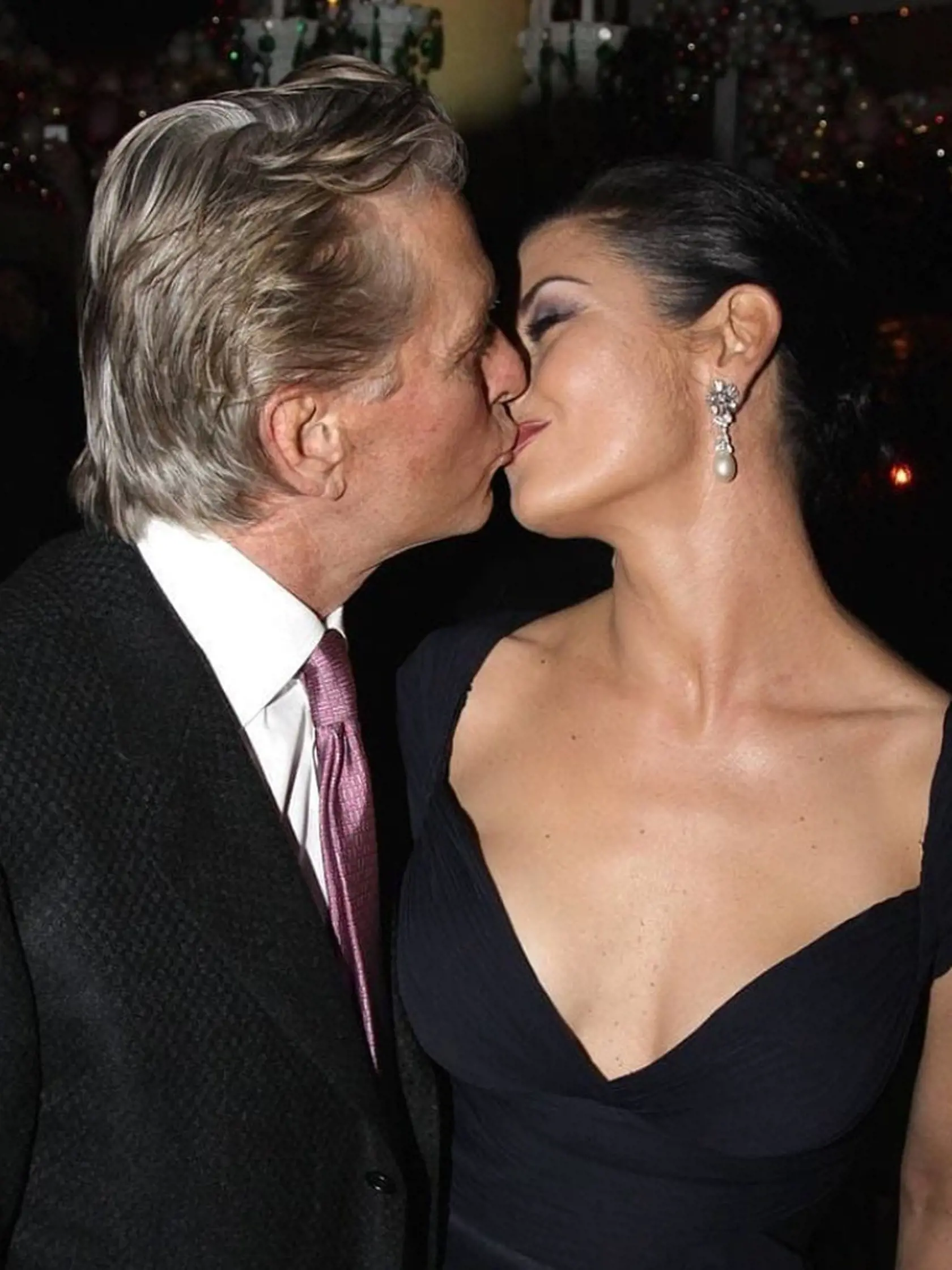 Catherine Zeta-Jones s partnerom Michaelom Douglasom tiež navštívili tento apartmán.