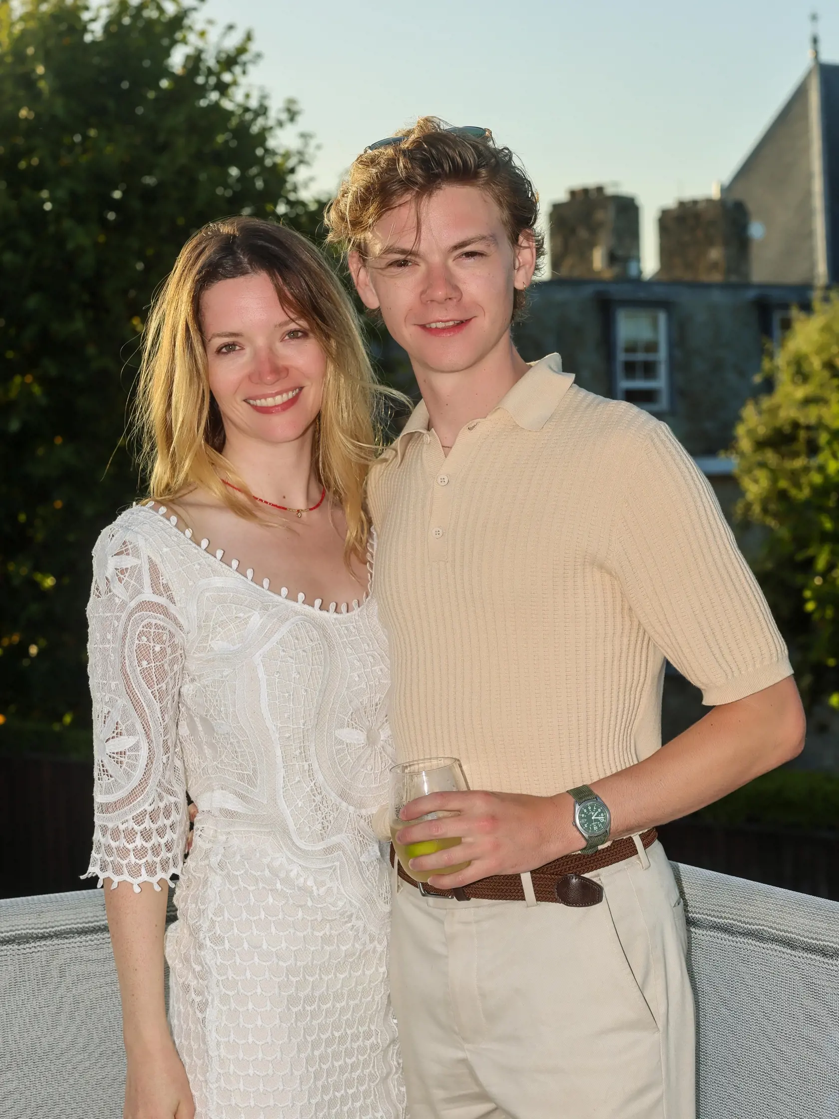 Thomas Brodie-Sangster je od júna ženatý s herečkou Talulah Riley