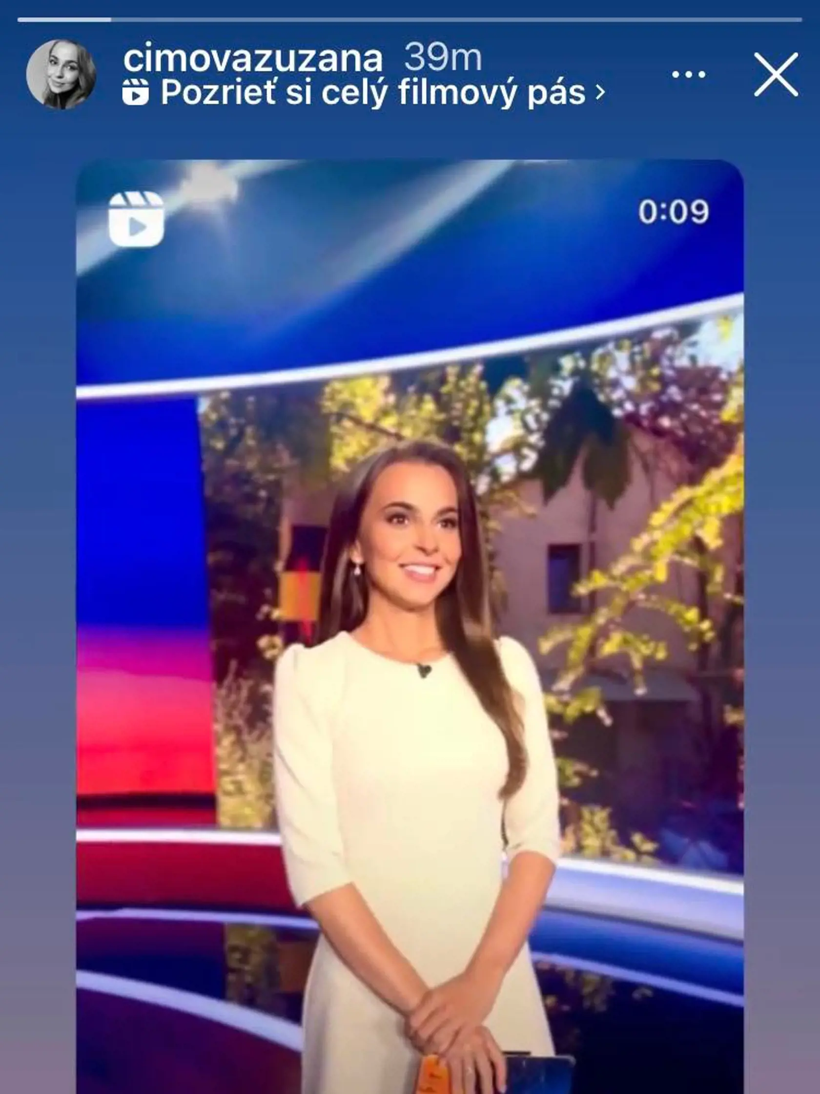 18. júl 2022: Zuzana Čimová v upútavke na jej premiérové večerné Televízne noviny.