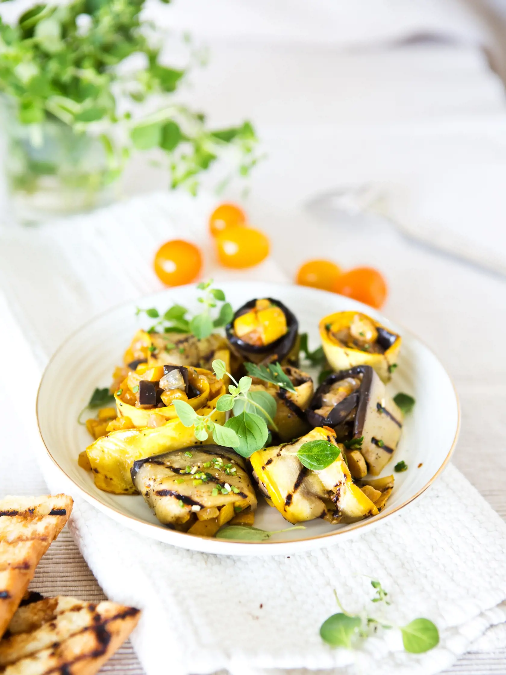 ROLKY SO ZLATÝM RATATOUILLE