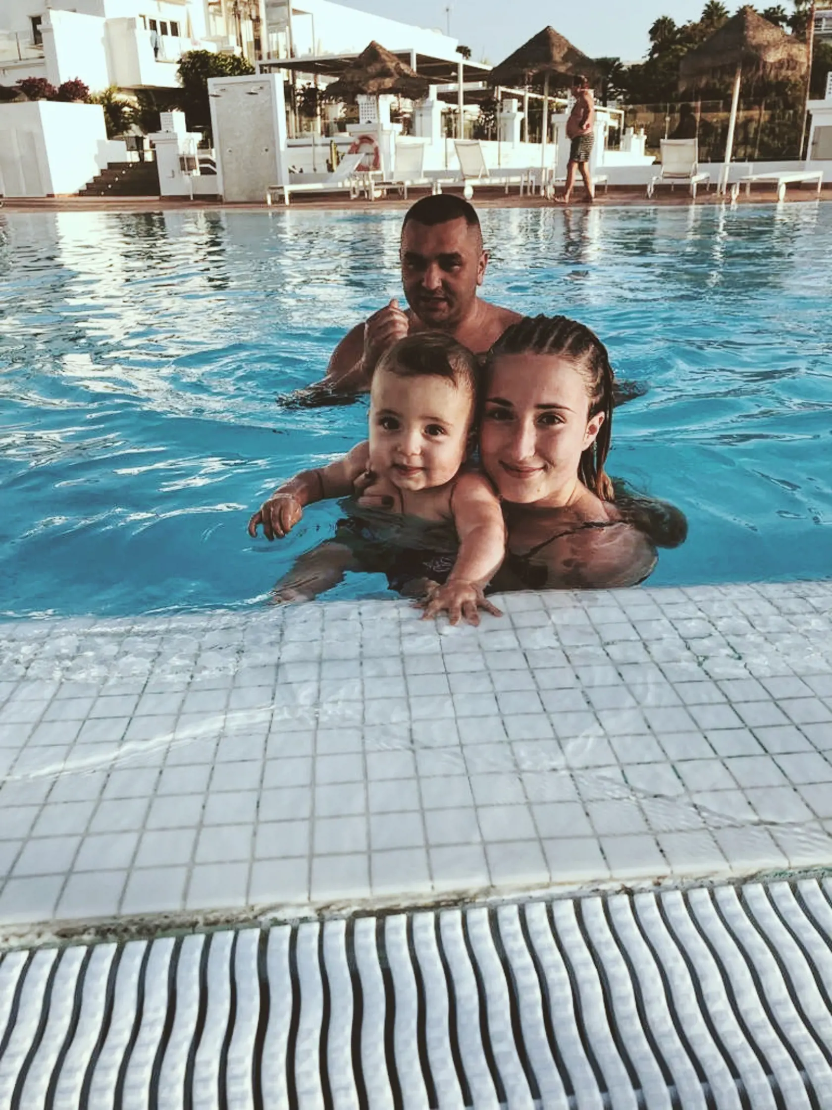 Megy (21) je starostlivou mamou malého Alexisa (1). Pre mladícku nerozvážnosť by mala nastúpiť na výkon trestu do basy na 6 rokov a 8 mesiacov.
