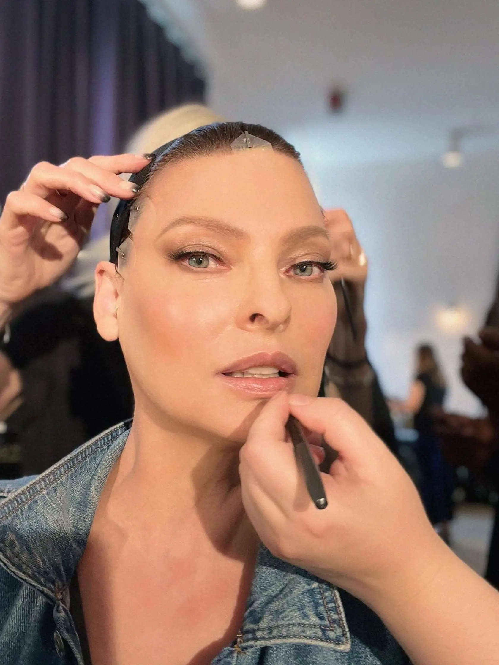 Linda Evangelista pre Ⓒ Vogue 2022.