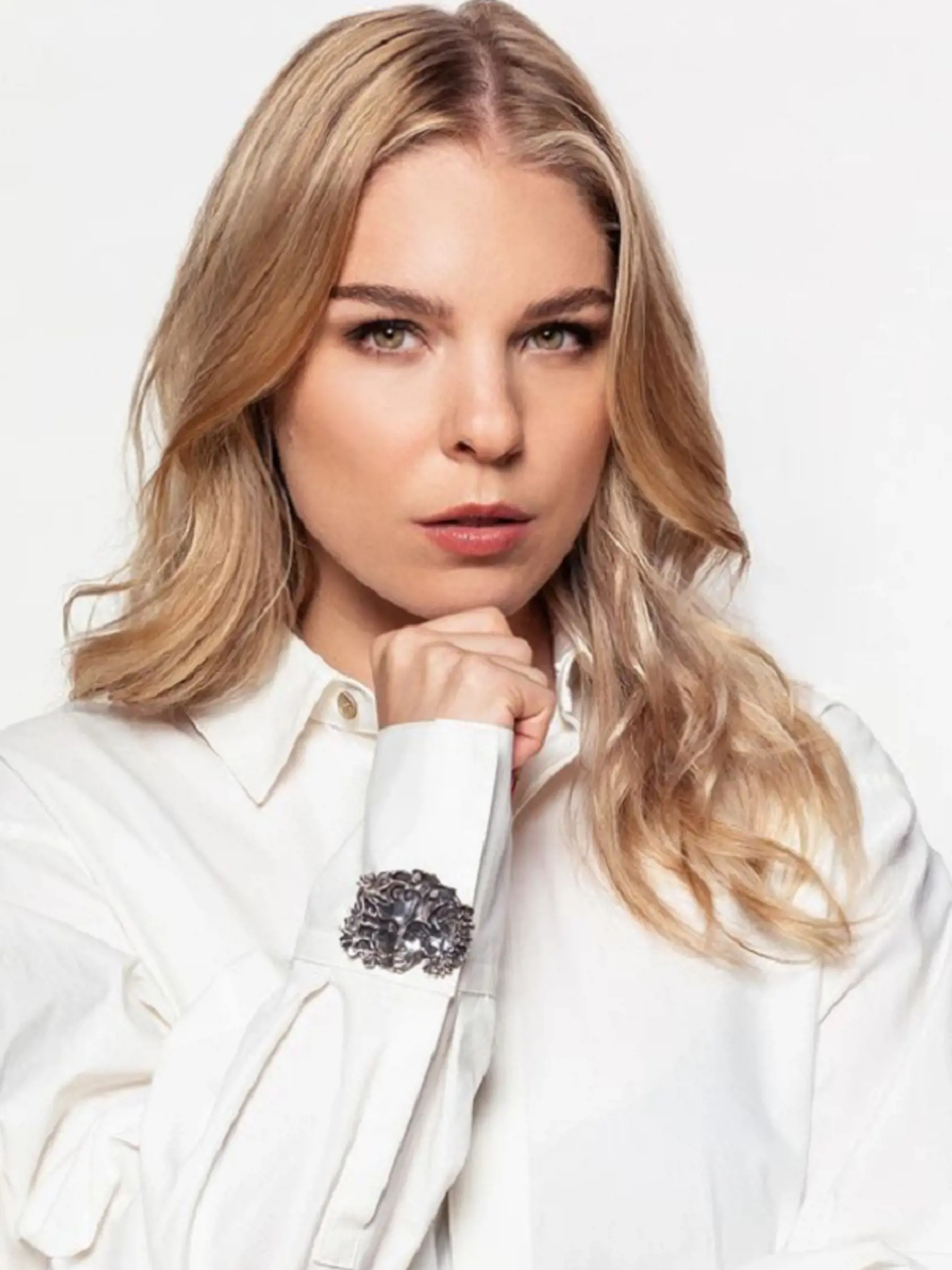 Veronika odhalila tvár bez líčidiel.