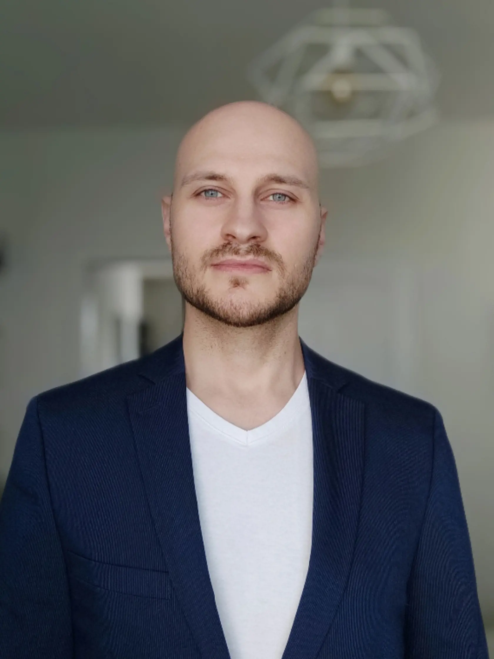 Robert Tomšik