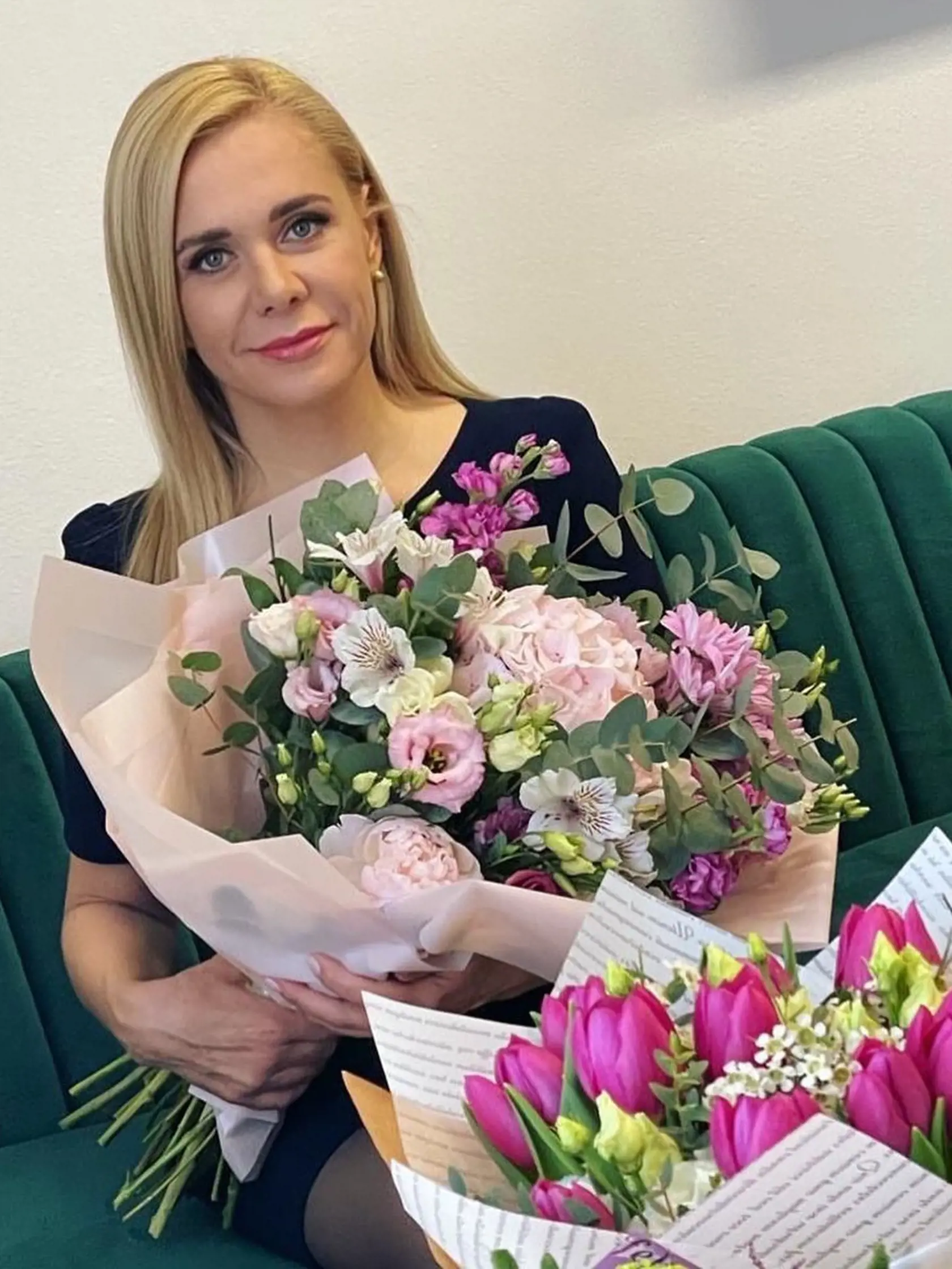 Denisa Saková (Hlas-SD) prijímala v apríli gratulácie k jej sviatku.