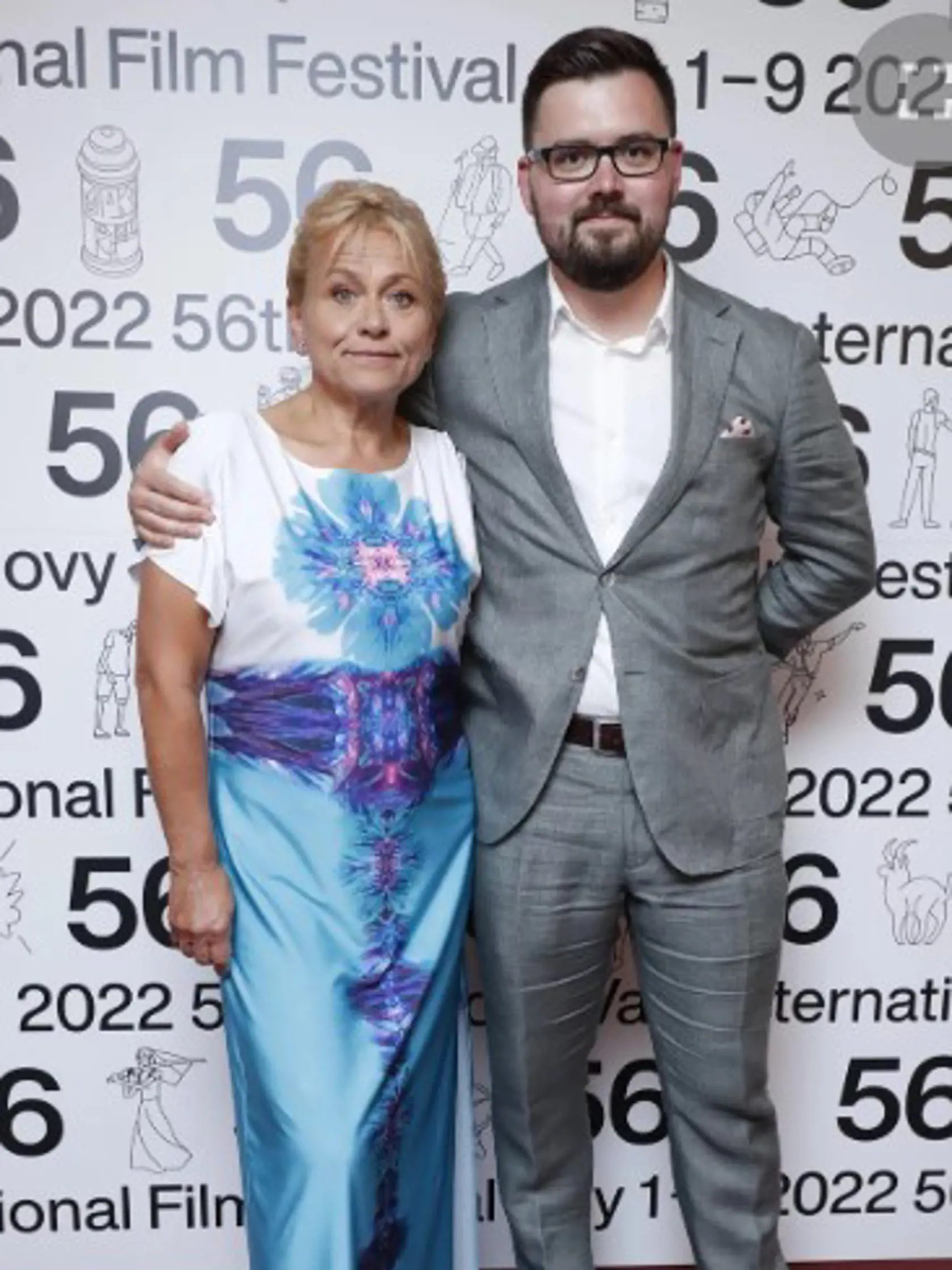 Pavla Tomicová so synom Adamom na festivale v Karlových Varoch. Všetci obdivovali jej štíhlu figúru a netušili, aká tragédia je za tým.