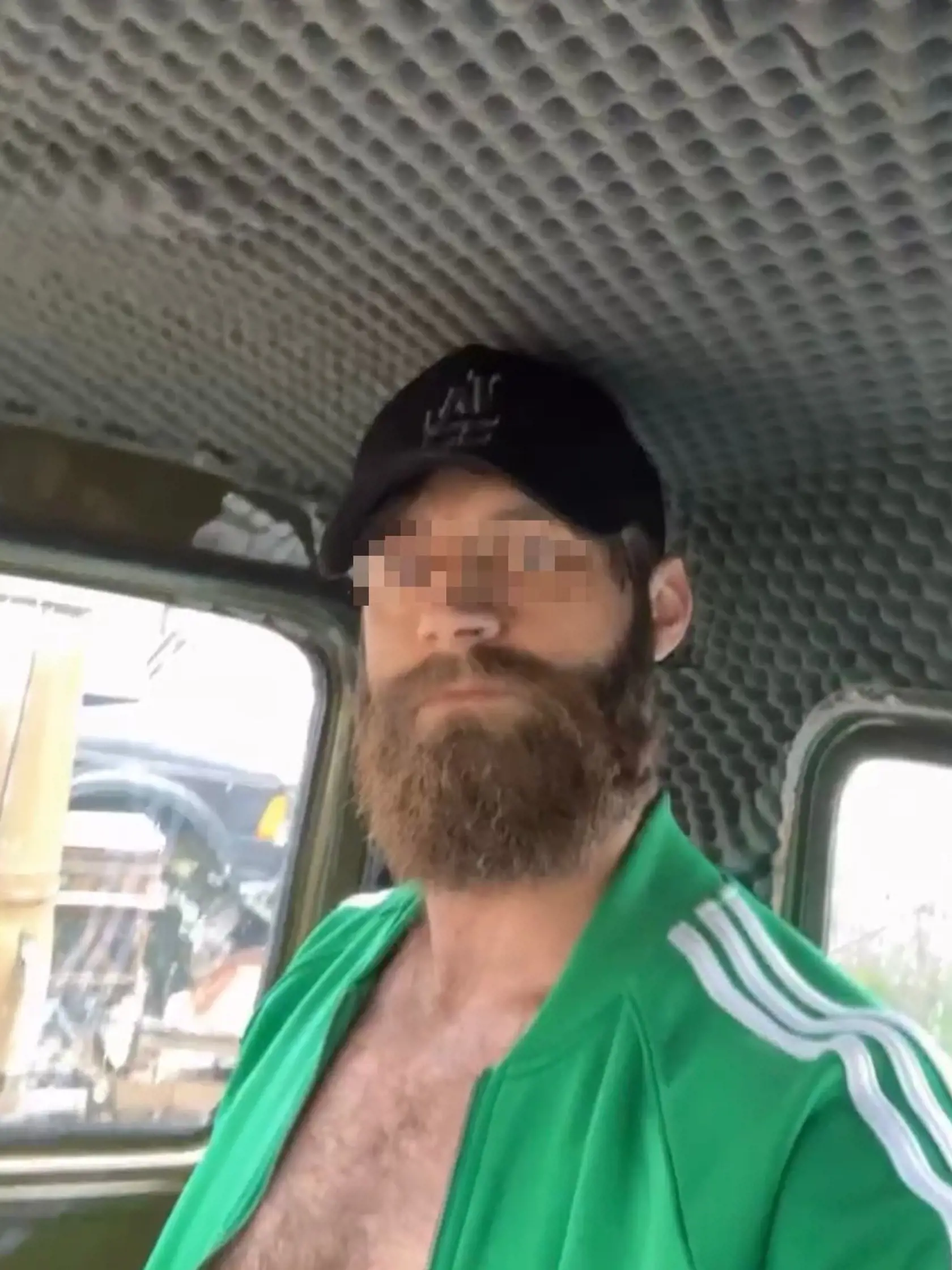 Plus JEDEN DEŇ sa podarilo zistiť, že s 30-ročným mužom majú na Mostnej ulici nie jeden zážitok.