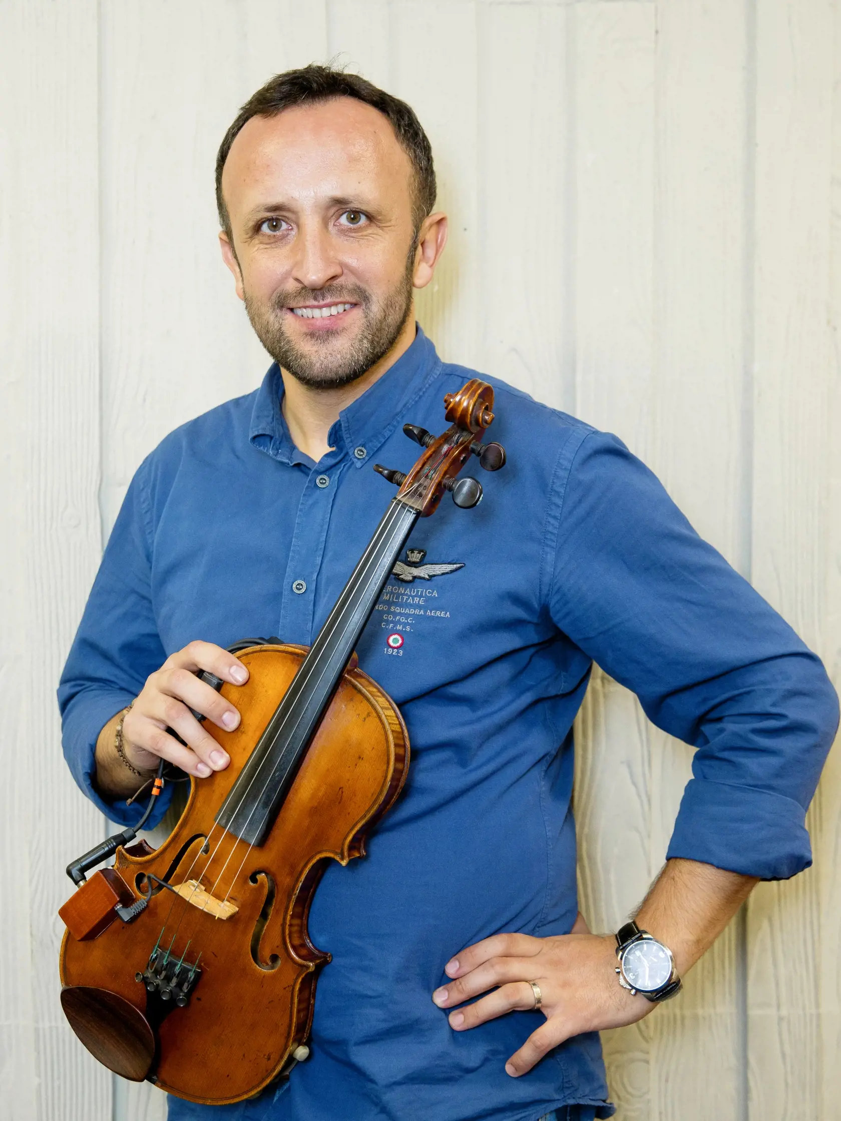 Spevák Ondrej Kandráč.