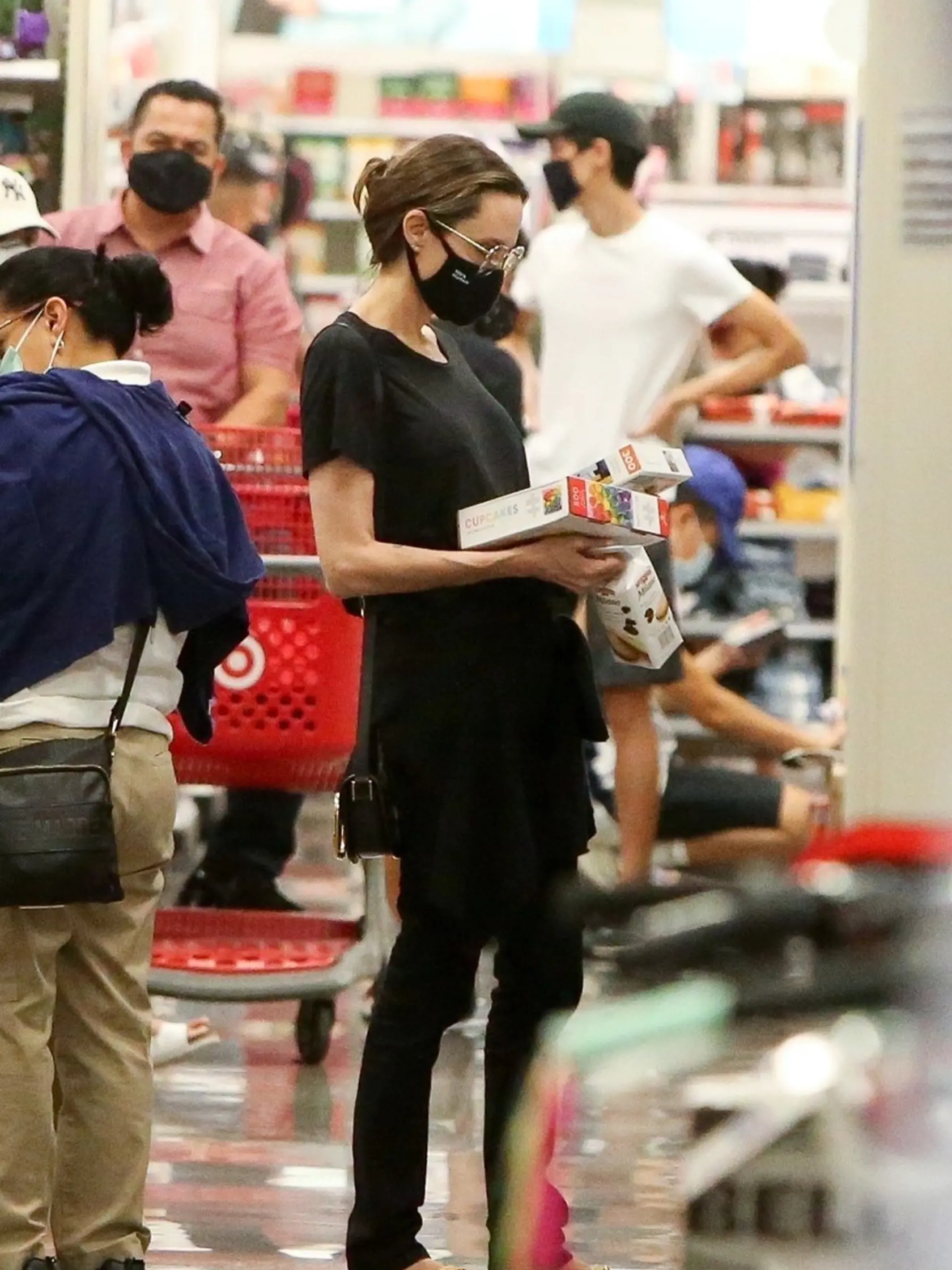 Angelina pôsobila ako úplne normálna žena a nie ako hollywoodska hviezda.