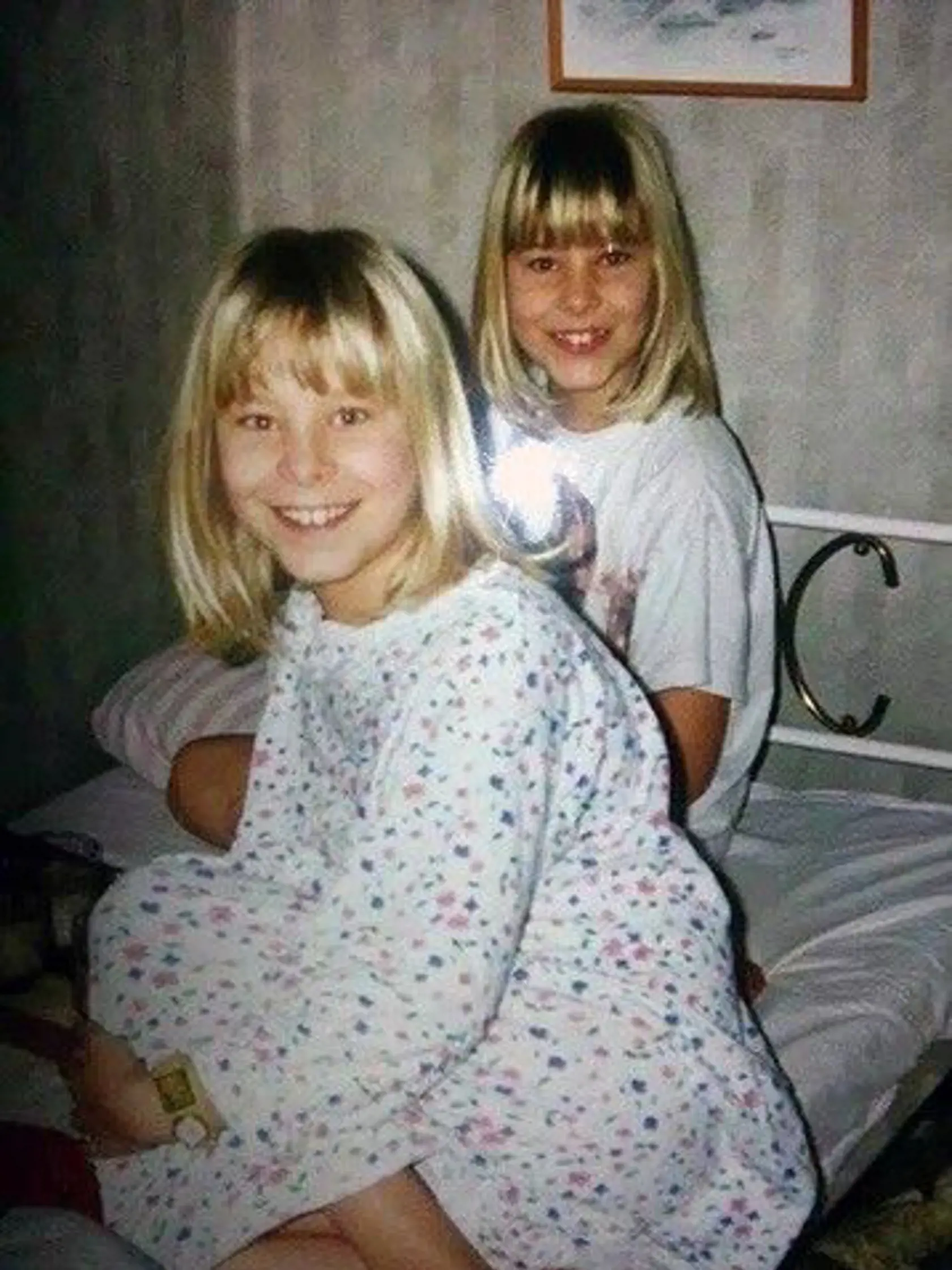 25-ročné dvojičky Sara a Emma Koponen sú