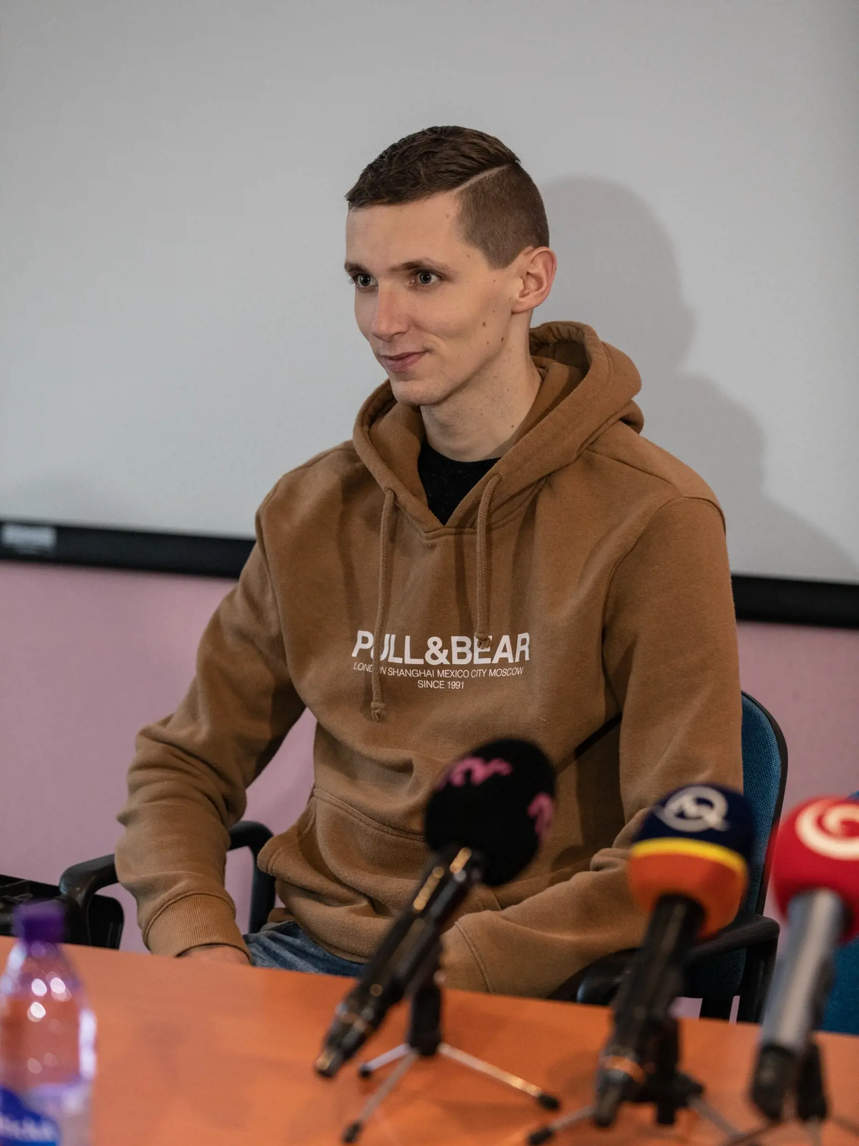 Prvú implantáciu umelého srdca na Slovensku vykonali 1. novembra 2017 v Národnom ústave srdcových a cievnych chorôb v Bratislave, bola to prvá operácia tohto typu v krajinách V4.