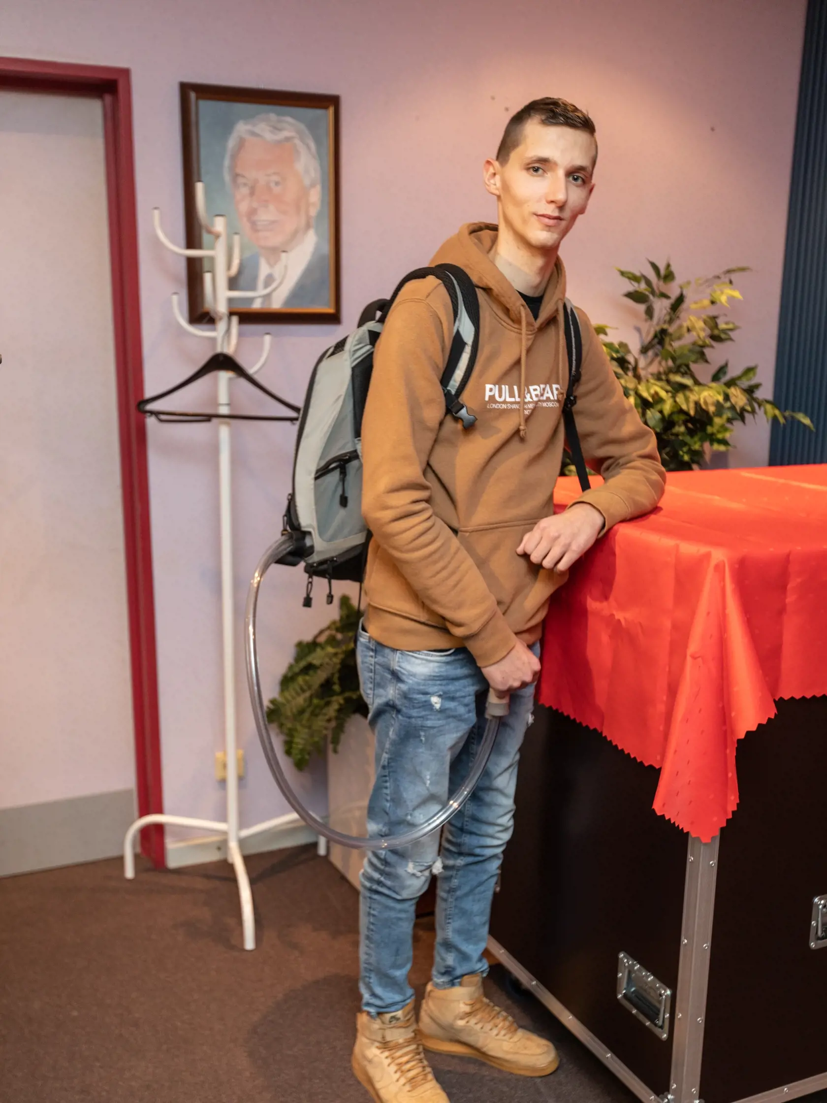 Prvú implantáciu umelého srdca na Slovensku vykonali 1. novembra 2017 v Národnom ústave srdcových a cievnych chorôb v Bratislave, bola to prvá operácia tohto typu v krajinách V4.
