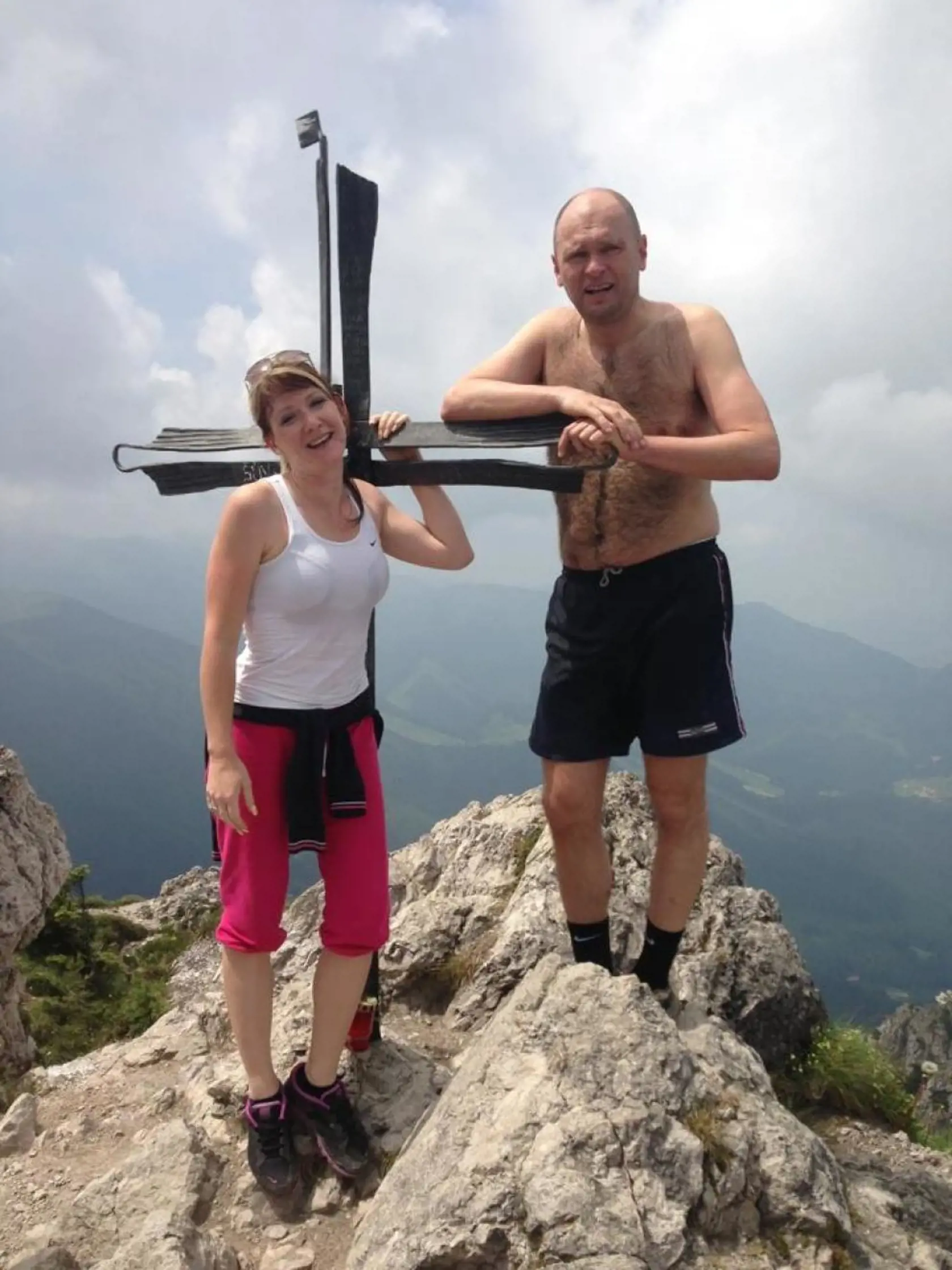 Na otázku či si občas vyskúša boxerský tréning spolu so synom však reagoval odmietavo. "Ja sa box nechystám skúšať, je to na mňa príliš agresívne. Zostanem pekne pri svojom behu a turistike," povedal. Otca však podľa vlastných slov teší, že Filip vzal prehru športovo a vidí v nej príležitosť na zlepšenie. "To je dobrý prístup nielen pri športe," odkázal.