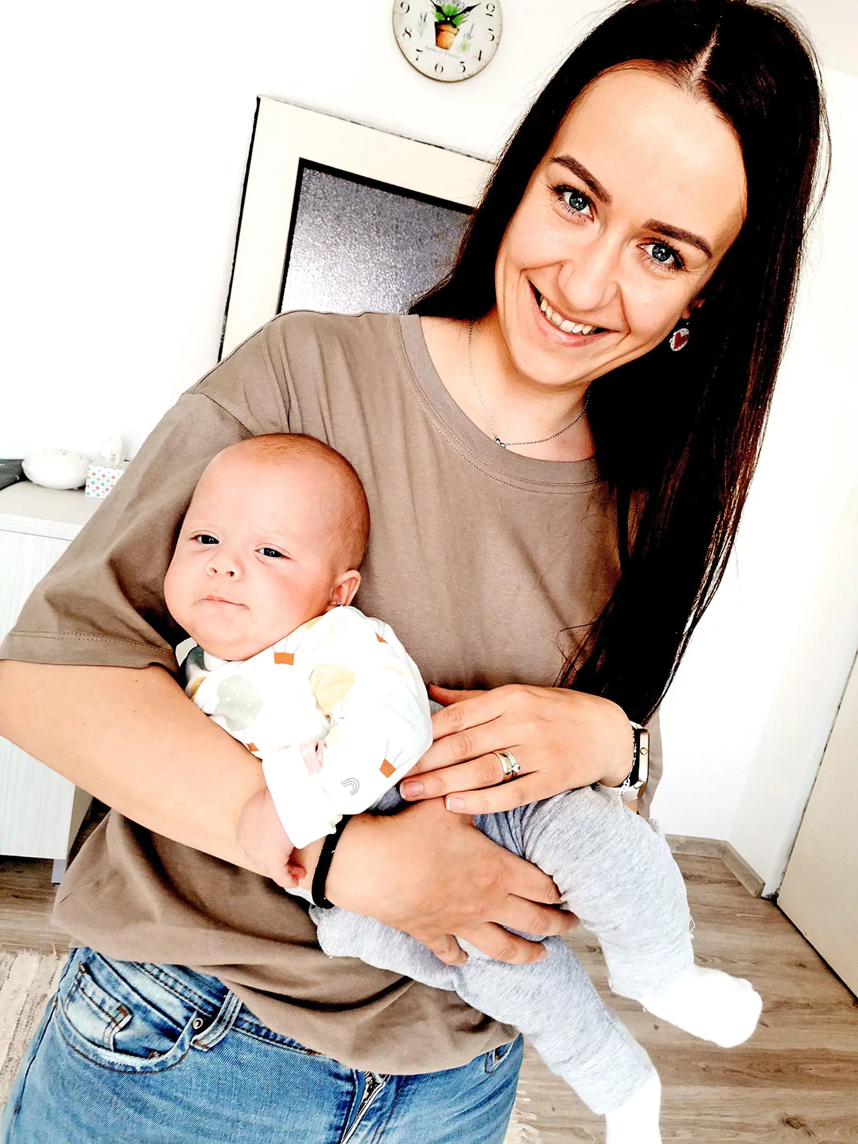 Šťastná mama. A kde je zvyšok štvorlístka? (archívne foto)
