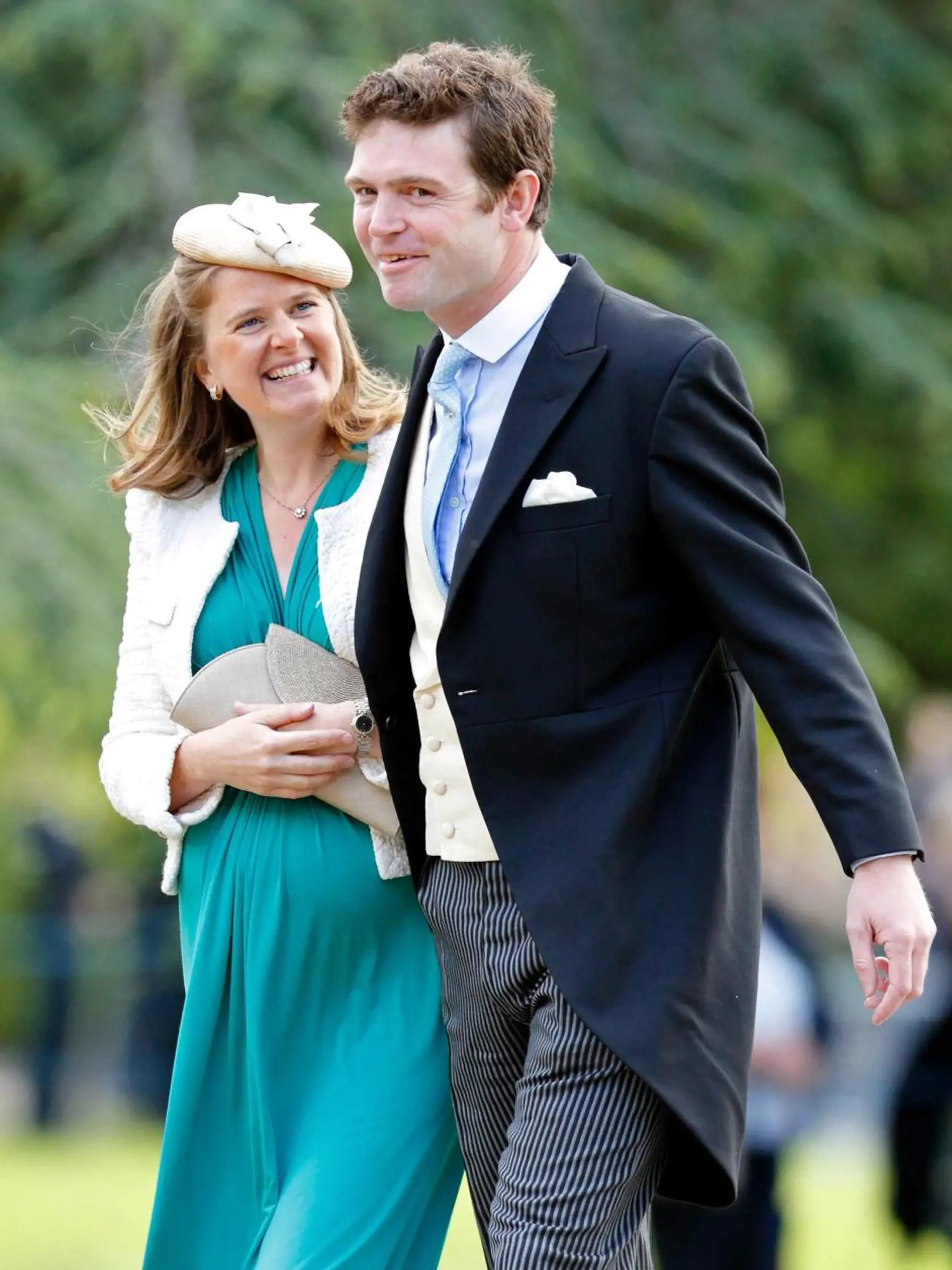 Lady Laura Meade, krstná mama princa Louisa, je manželkou blízkeho Williamovho priateľa, Jamesa. Ten je krstným otcom princeznej Charlotte. 