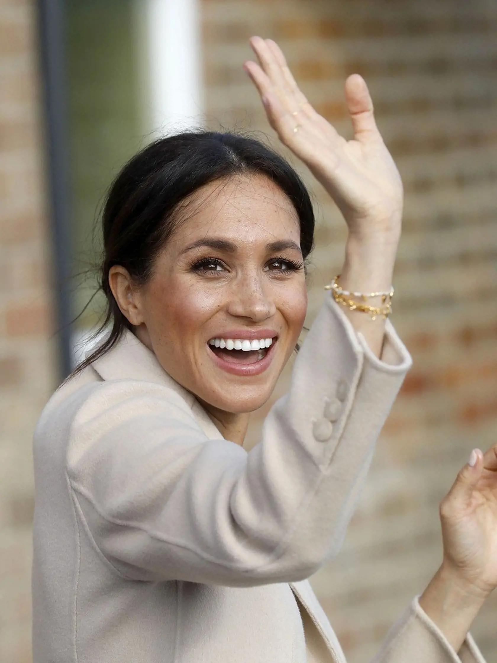 Meghan Markle nezvládla tlak, ktorým si preši aj ostatné ženy v kráľovskej rodine a s manželom odišli  žiť samostatne.