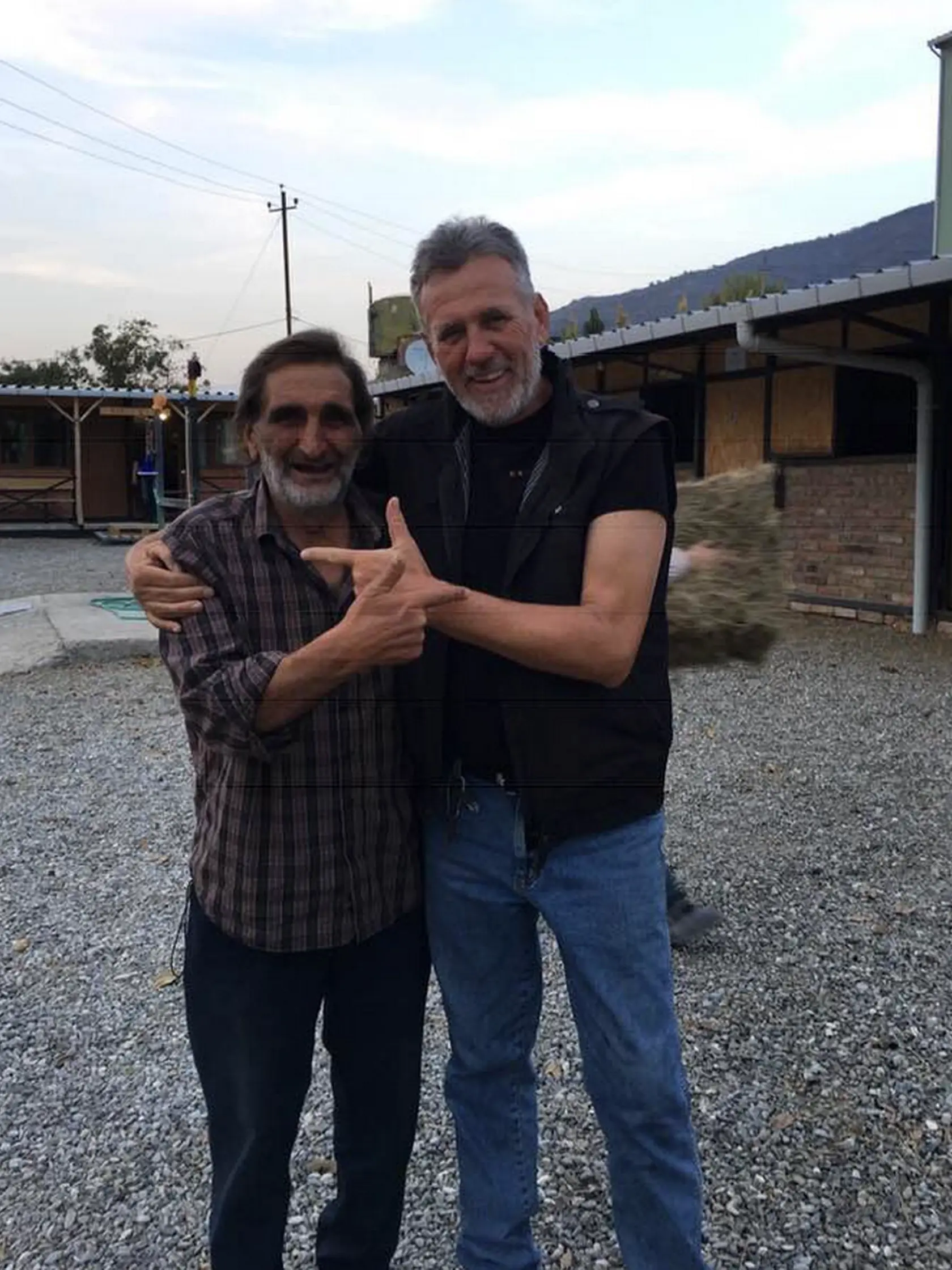 Vo veku 65 rokov zomrel slovenský kaskadér a herec Peter Hric, ktorý účinkoval aj v zahraničných filmových trhákoch. Spolupracoval aj na seriáli Ramč.