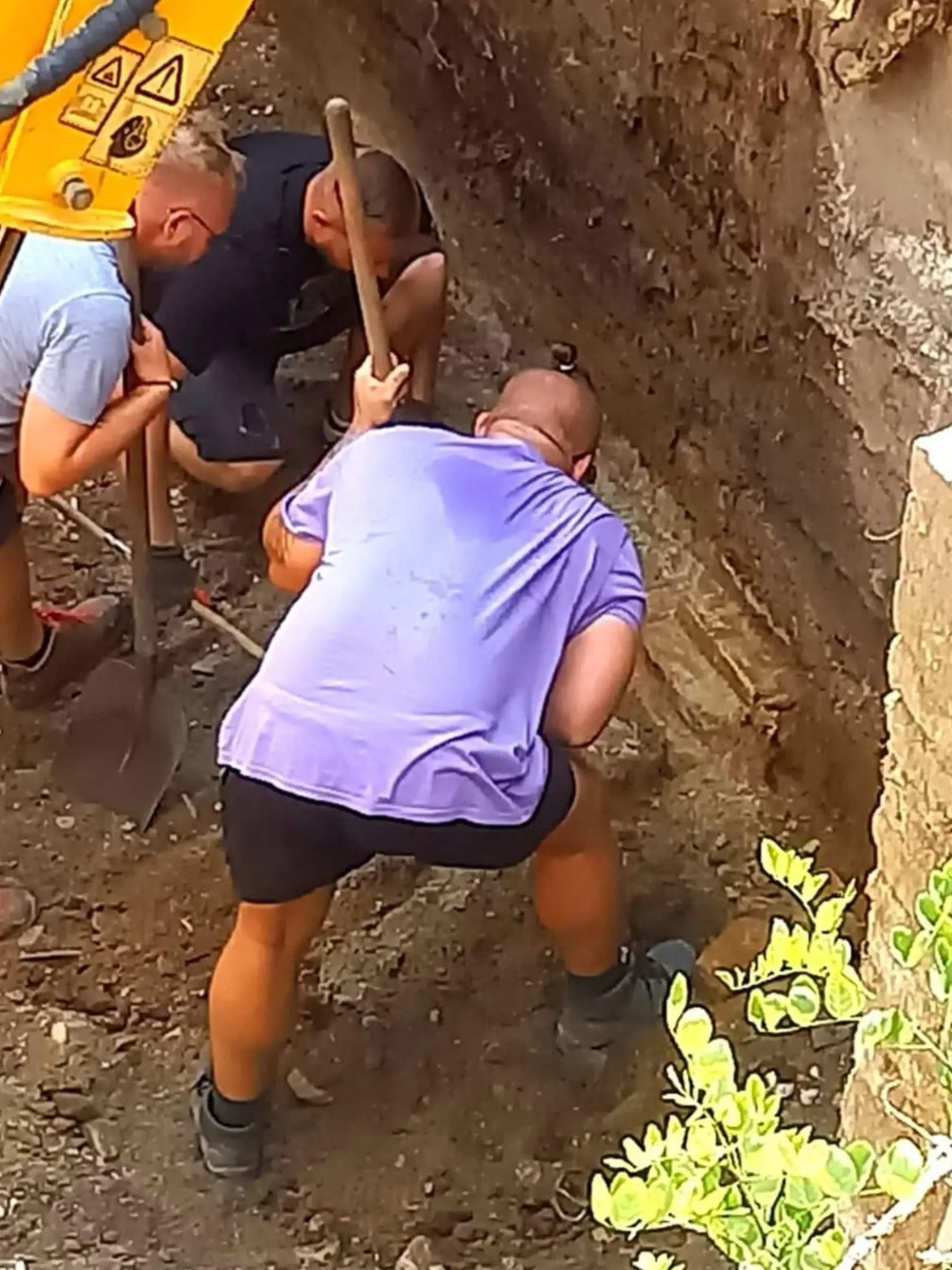 Takto, v pote tela makali chlapi celé dni, len aby priniesli objav, ktorým teraz žije celá Sereď.