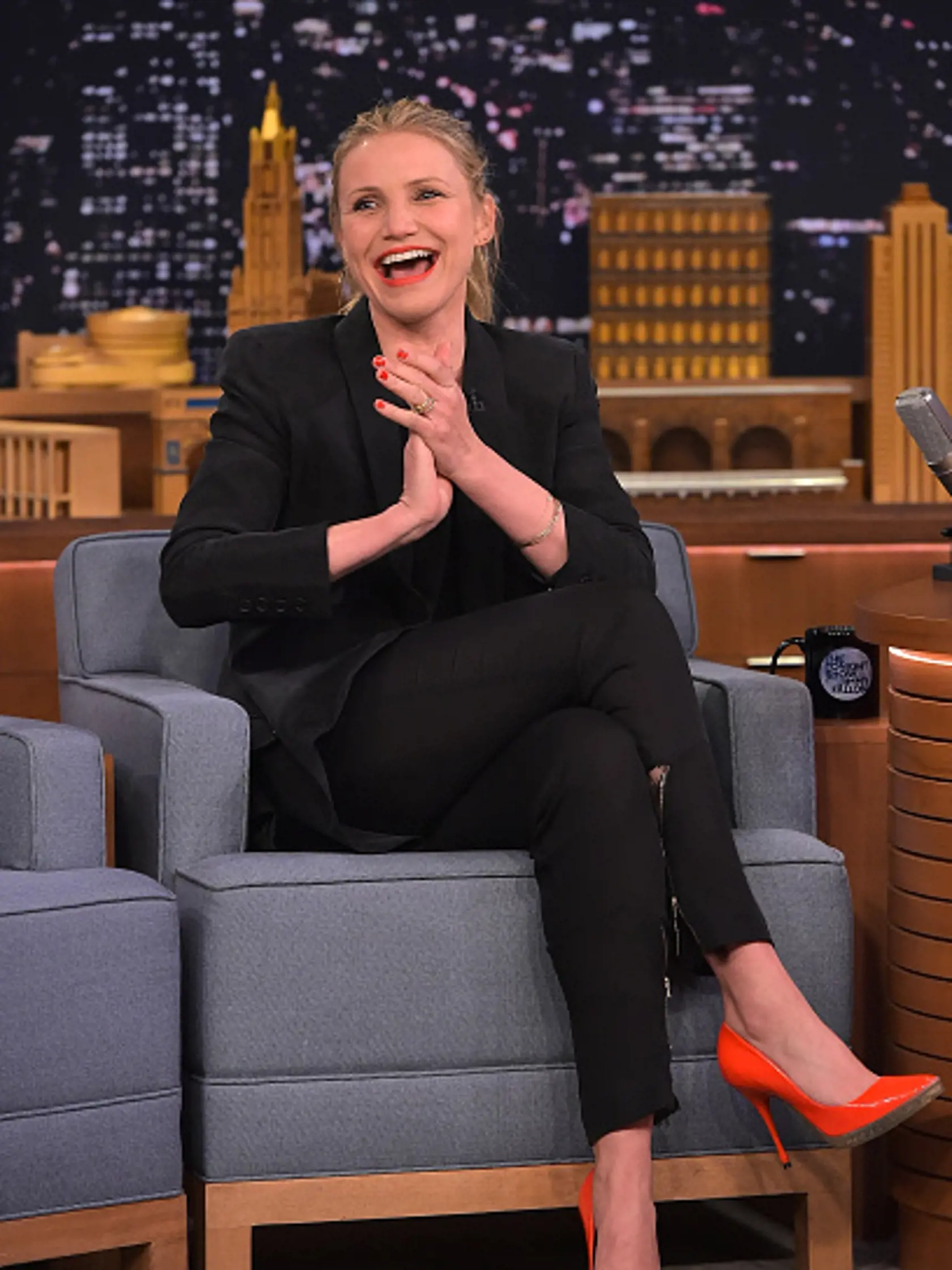 NEW YORK, NEW YORK - APRIL 06:  Cameron Diaz Visits "The Tonight Show Starring Jimmy Fallon" at NBC Studios on April 6, 2016 in New York City.  (Photo by Theo Wargo/Getty Images for NBC)