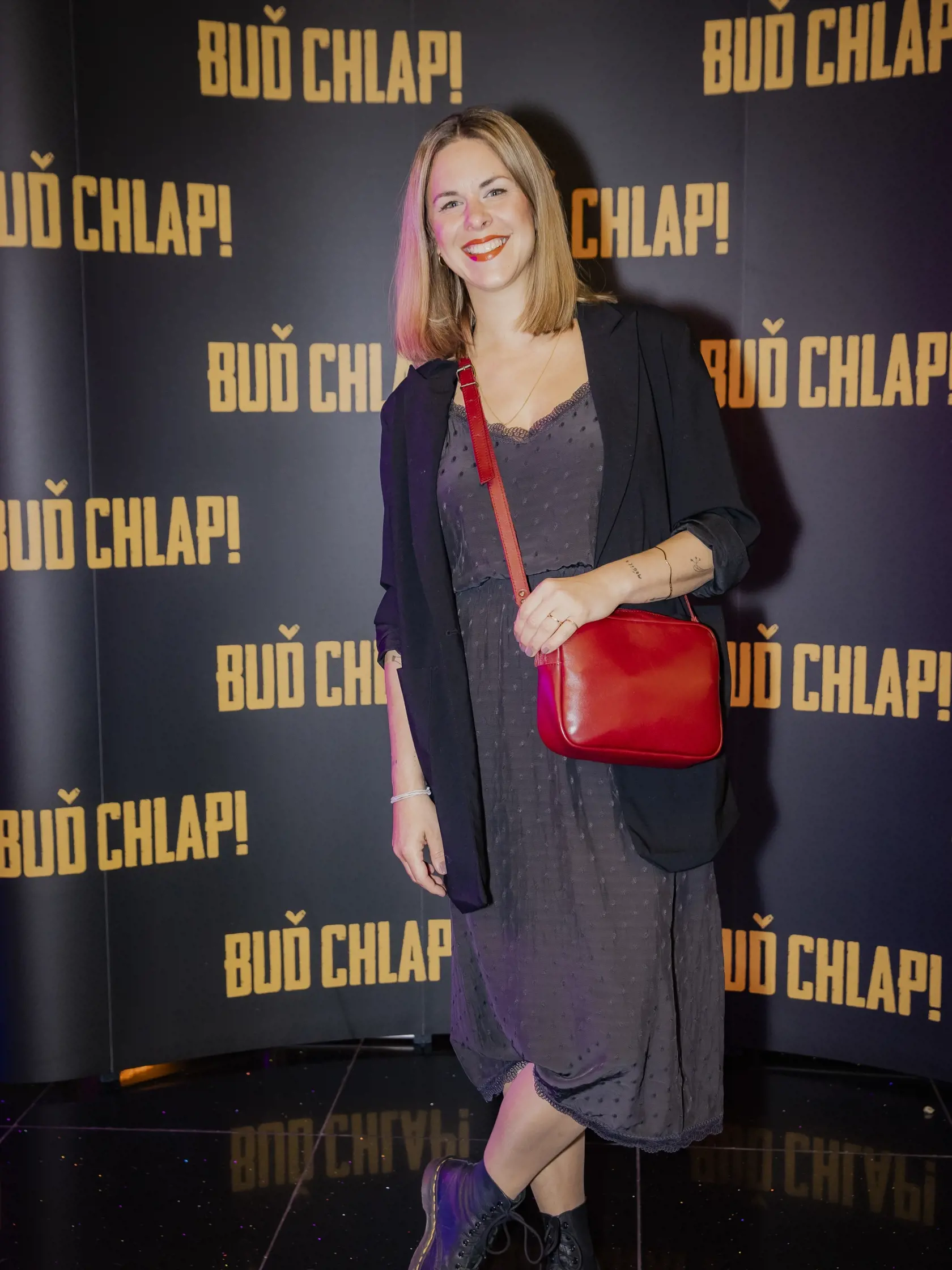 Na snímke Kristína Tormová počas slávnostnej premiéry filmu Buď chlap!