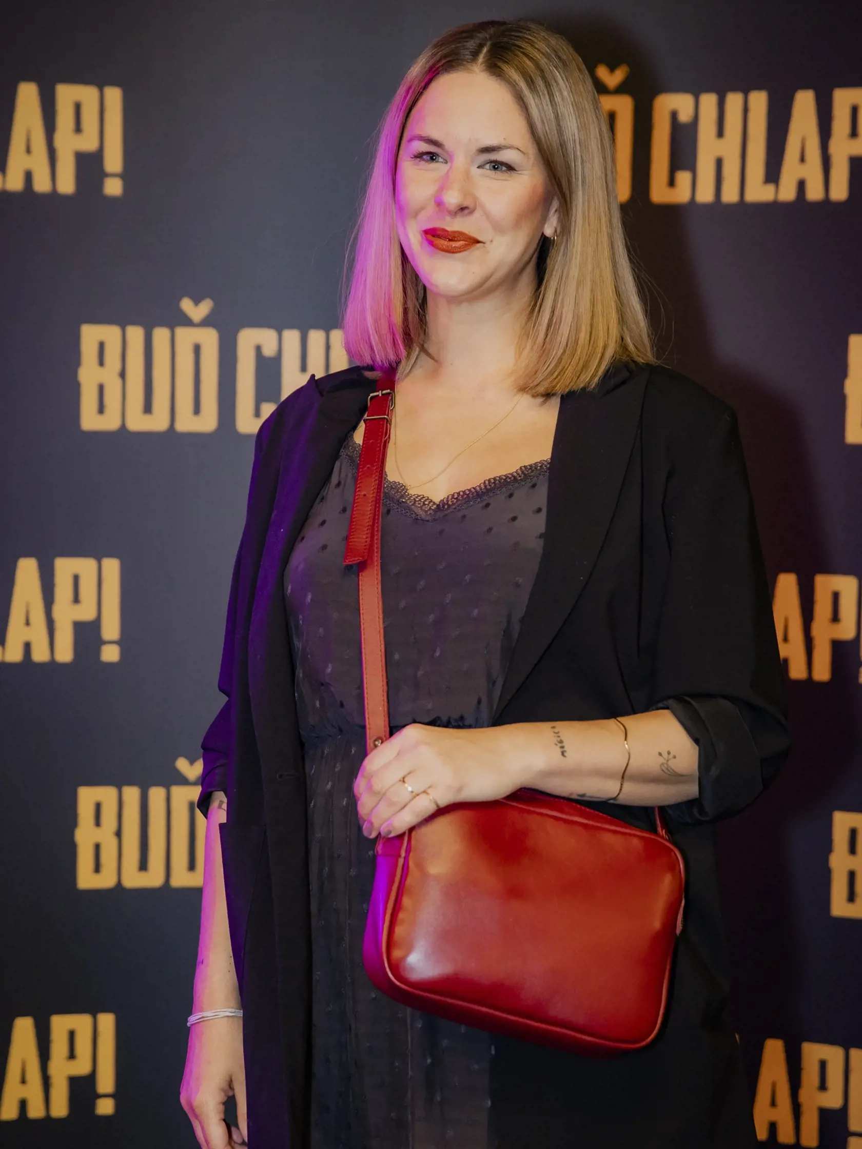 Na snímke Kristína Tormová počas slávnostnej premiéry filmu Buď chlap!