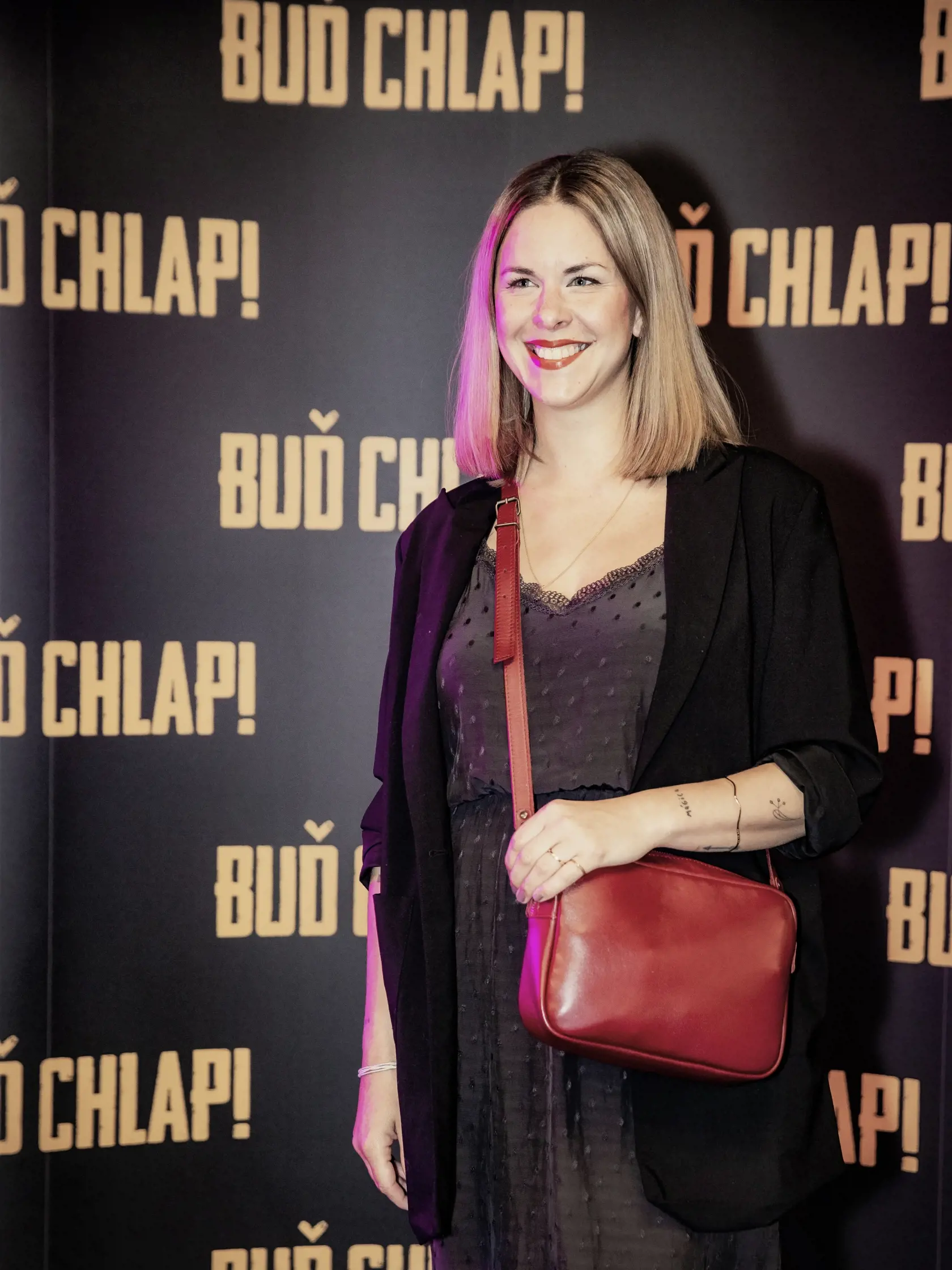 Na snímke Kristína Tormová počas slávnostnej premiéry filmu Buď chlap!