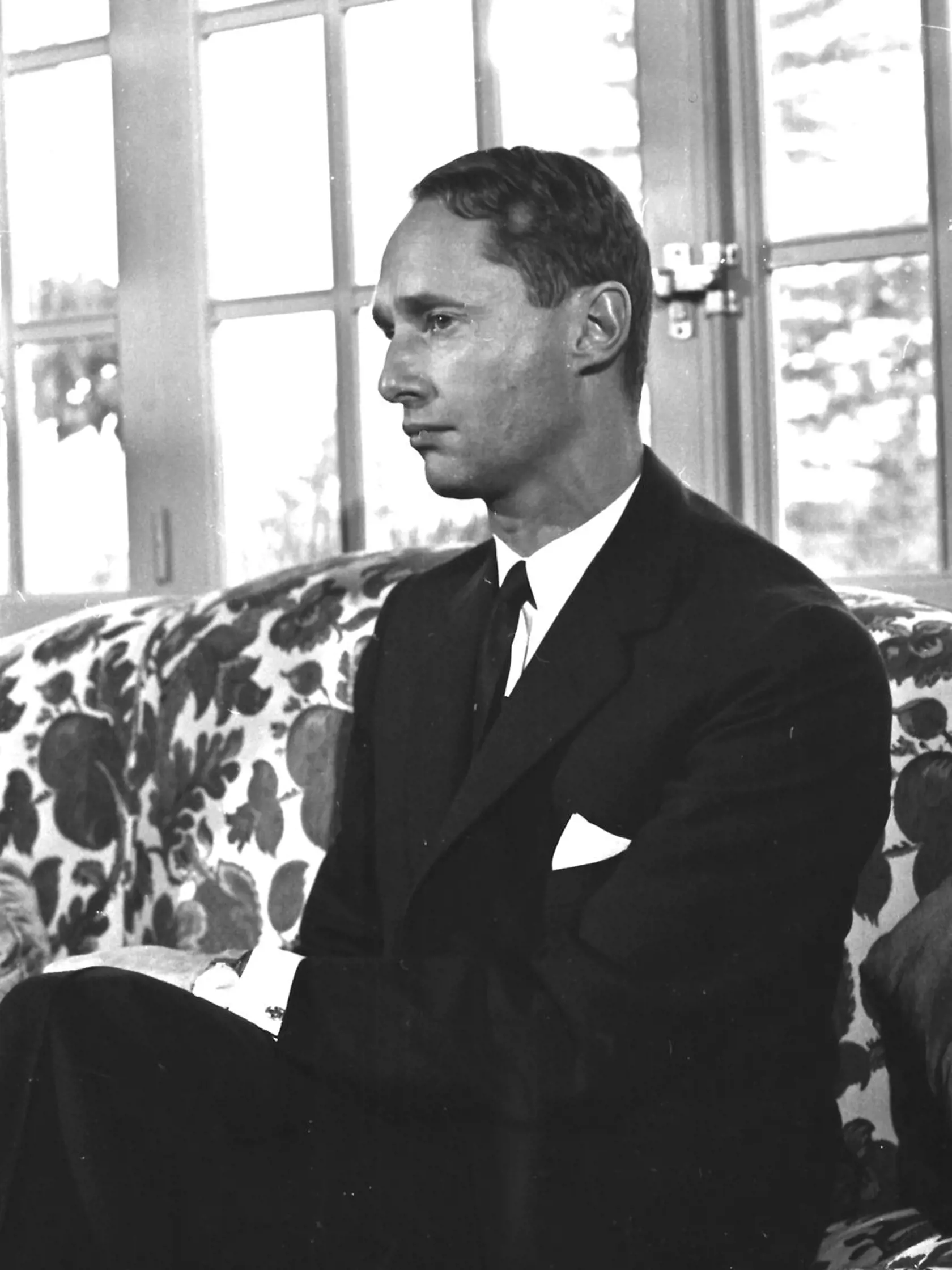 Princ Carlos, vojvoda z Parmy: Hugo Klynstra je syn holandského princa Carlosa a Brigitte Klynstra, jeho kamarátky z detstva. Carlos je bratranec kráľa Willema-Alexandra. Keď sa dieťa narodilo, pár údajne súhlasil s tým, že mu nebude udelený žiadny kráľovský titul. Po dlhej právnej bitke však bol konečne prijatý ako člen holandskej kráľovskej rodiny.