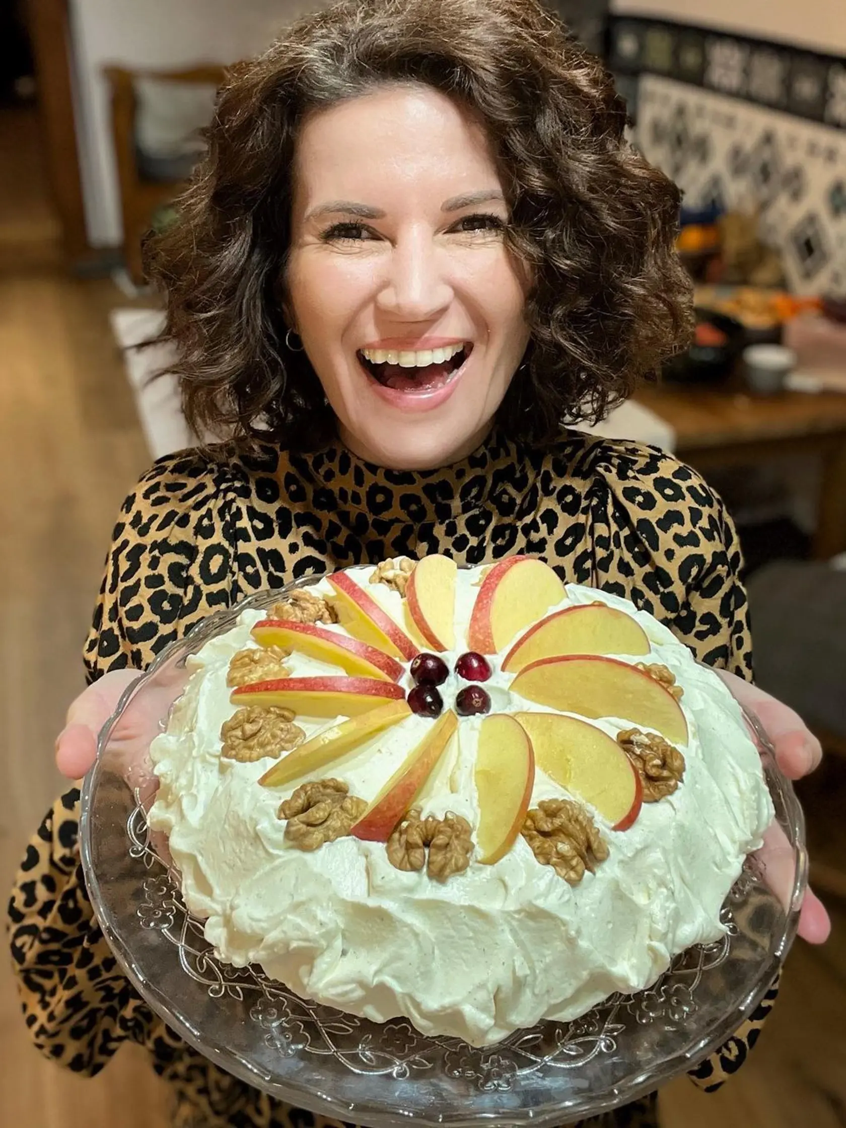 Jablkovo-orechovo torta od Viki Rákovej.