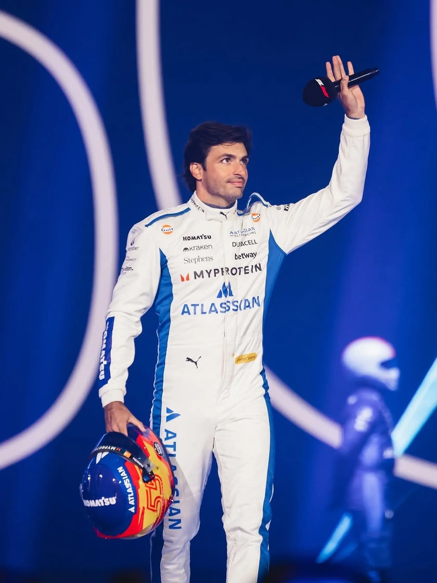 Carlos Sainz dostal pokutu, že nestihol hymnu pred štartom pretekov.