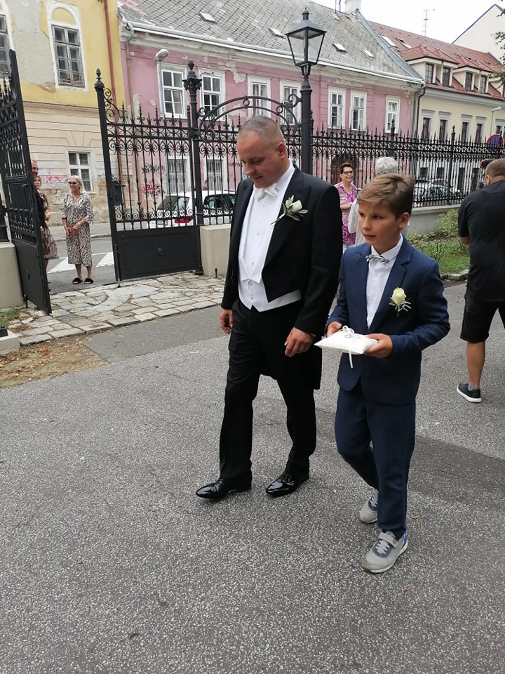 Politické špičky, umelci, športovci a podnikatelia. To sú hostia, ktorí na Drobovej svadbe nemôžu chýbať.