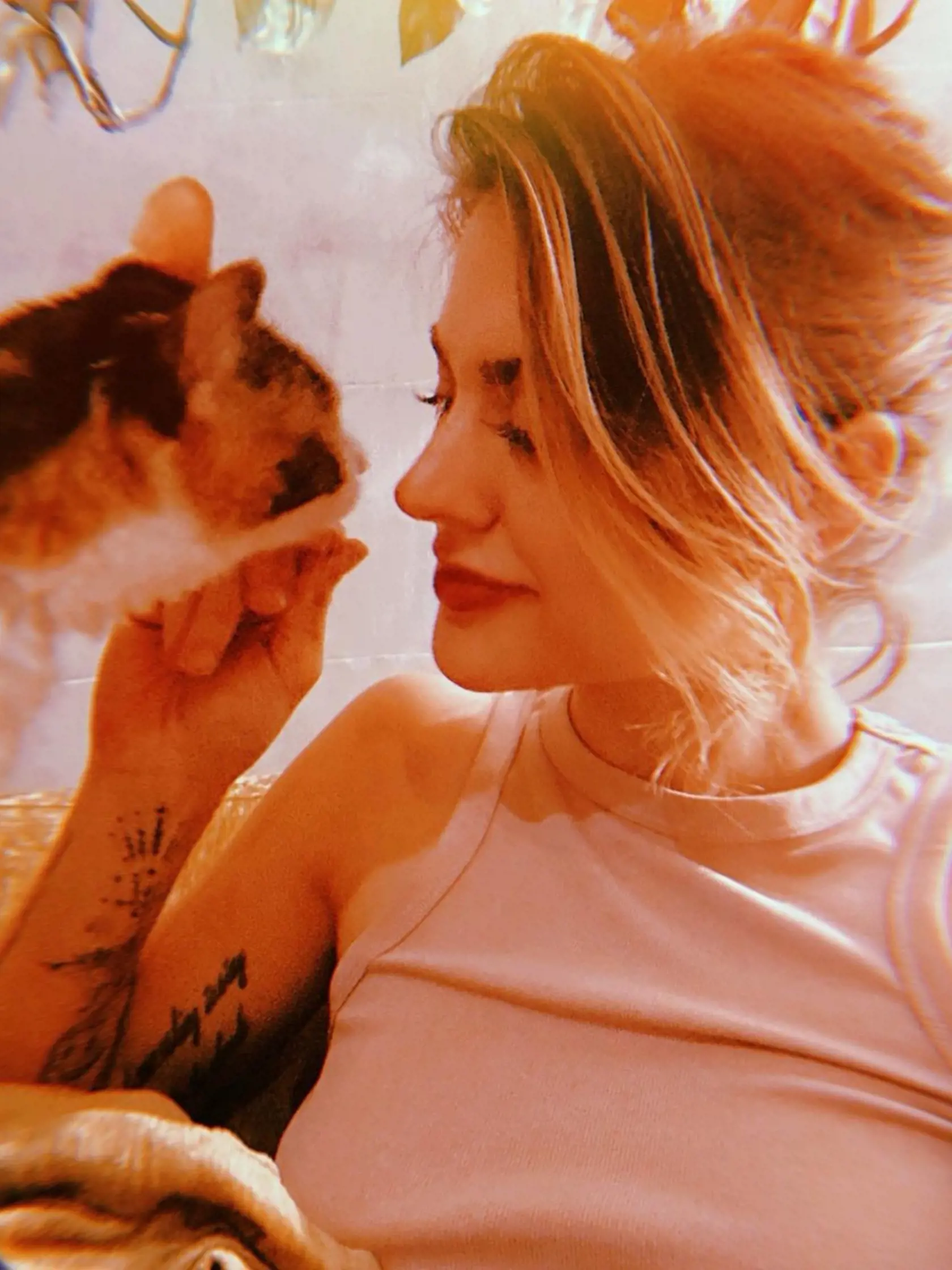 Frances Bean je jedinou dcérou speváka Kurta Cobaina († 27) a herečky Courtney Love.