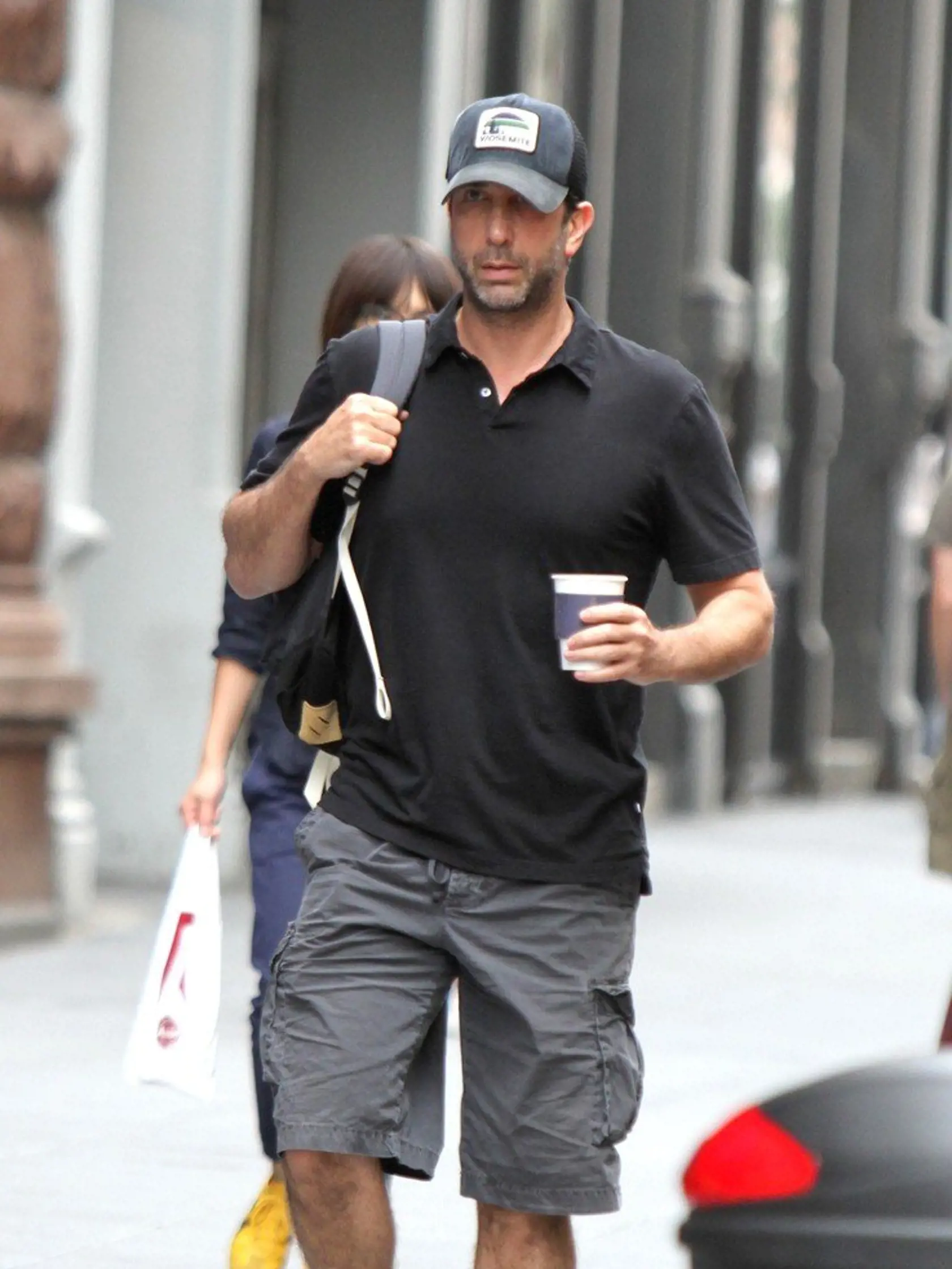 , New York, NY - 9/18/2017 - David Schwimmer grabs coffee in the city  -PICTURED: David Schwimmer -, Image: 349799402, License: Rights-managed, Restrictions: , Model Release: no, Credit line: Profimedia, INSTAR Images
