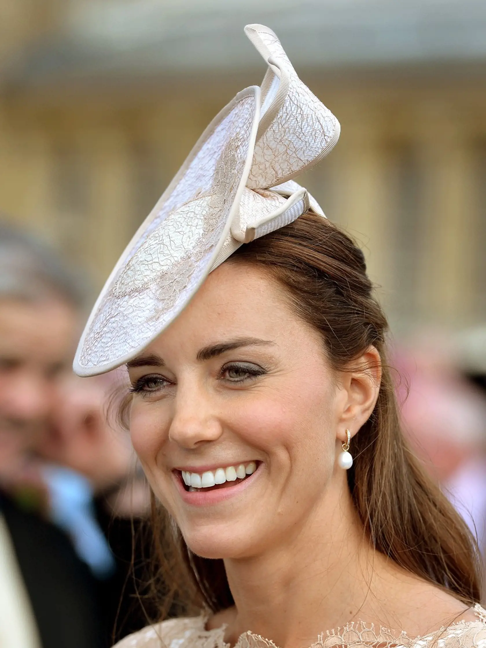LONDON- UK - 10-JUNE-2014-ROTA: The Duchess of Cambridge meets guests during a garden party held at Buckingham Palace, central London. Photograph by John Stillwell/WPA Pool/ Royal Rota- Supplied by Ian Jones PhotographyNo UK Sales NON UK, Image: 196066246, License: Rights-managed, Restrictions: , Model Release: no, Credit line: Profimedia, Allpix Press