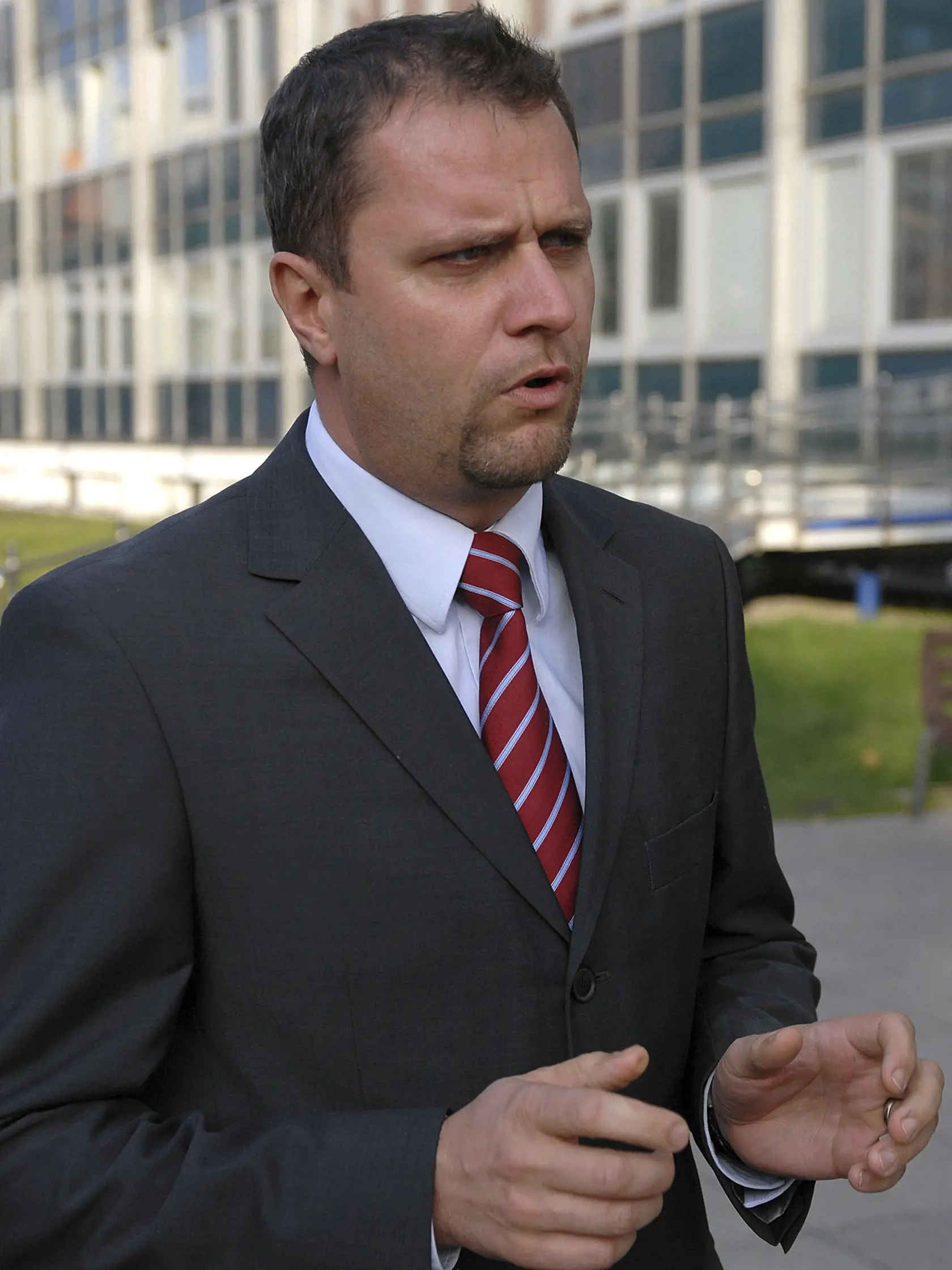 Martin - dávka sociálnej pomoci, nákupné poukážky pre Rómov - osada Bambusky, primátor Hrnčiar Martin