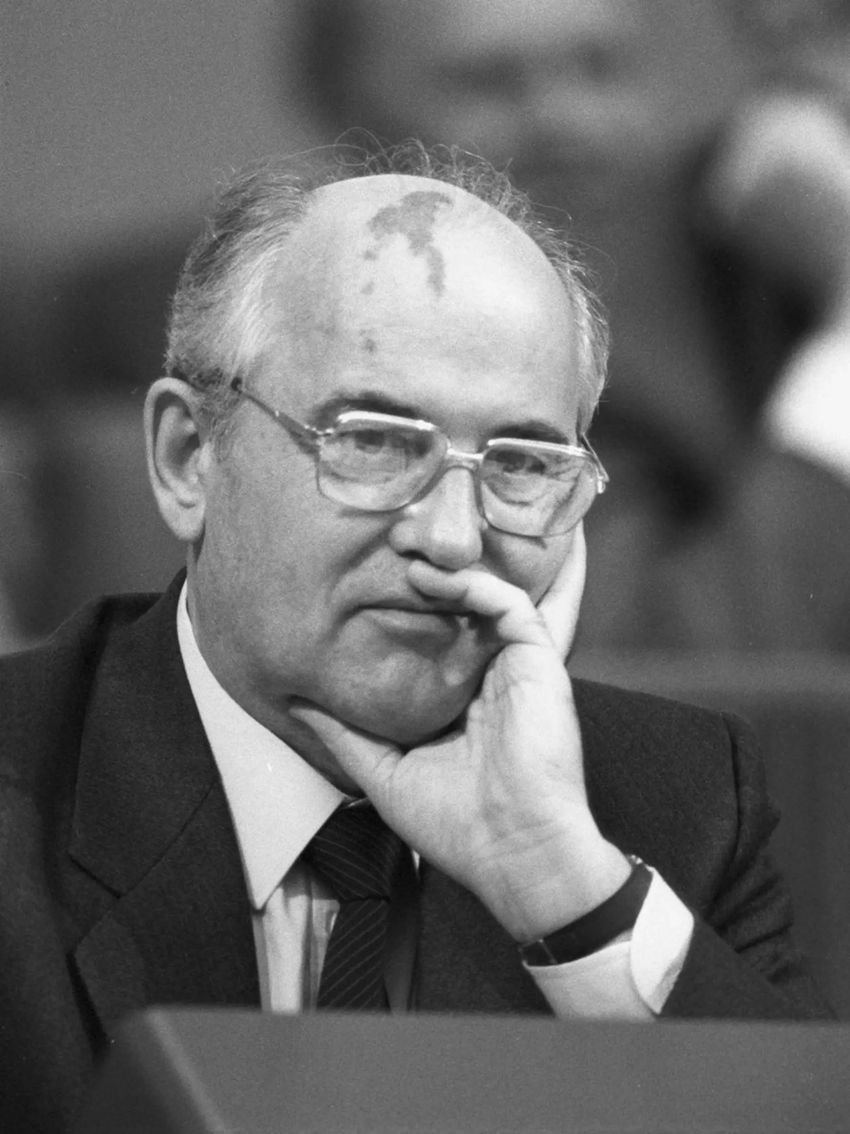 Gorbačov zomrel v utorok v moskovskej Ústrednej nemocnici veku 91 rokov po dlhej chorobe