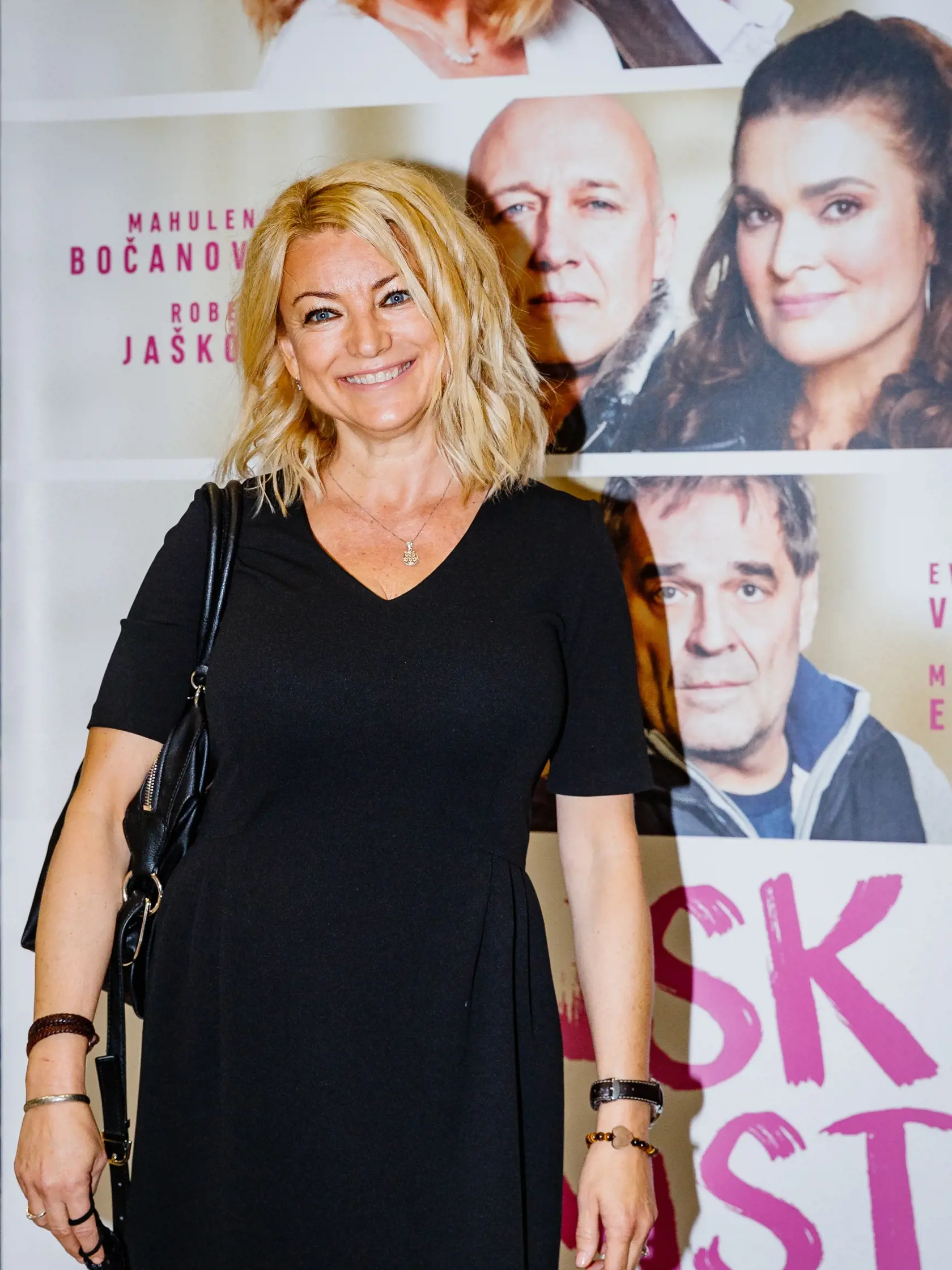 V bratislavskom multiplexe Cinemax sa konala slávnostná premiéra českého filmu slovenského režiséra Dušana Rapoša, Ženská pomsta. Na snímke česká herčka Eva Vejmělková.