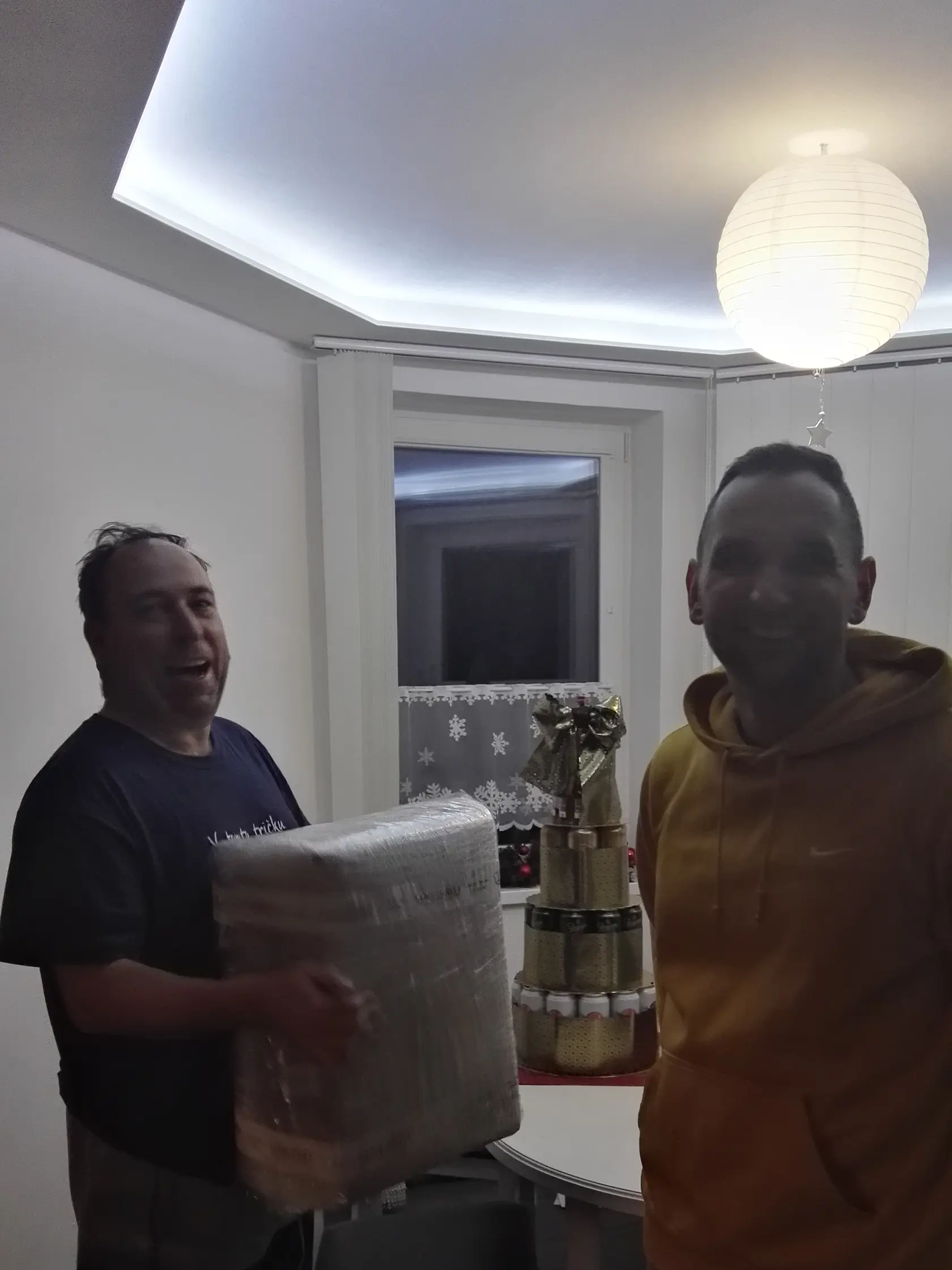 Gratulácia k otcovým narodeninám. 
