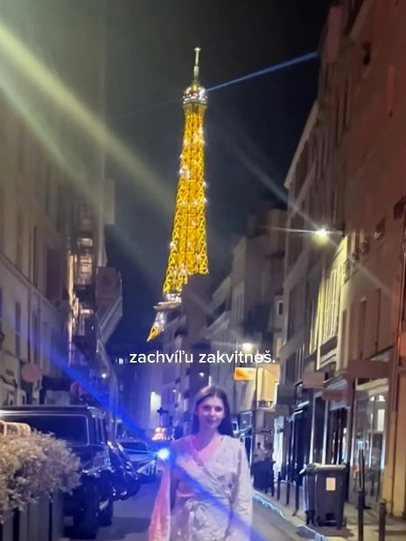 Ema zverejnila reelsko, v ktorom ukázala aj večerný Paríž.