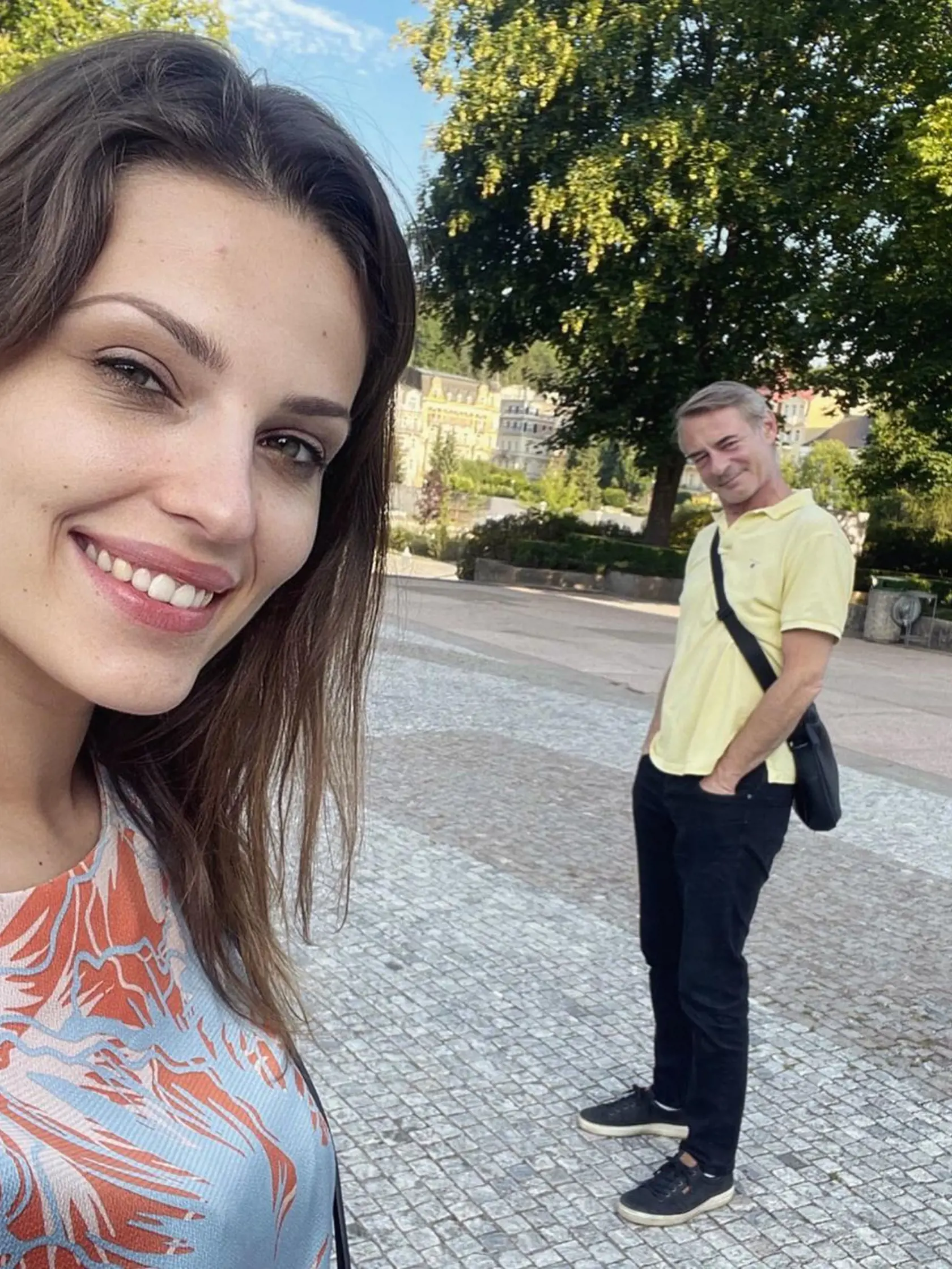 Martina s partnerom Jiřím nedávno v kúpeľoch Mariánské Lázně.